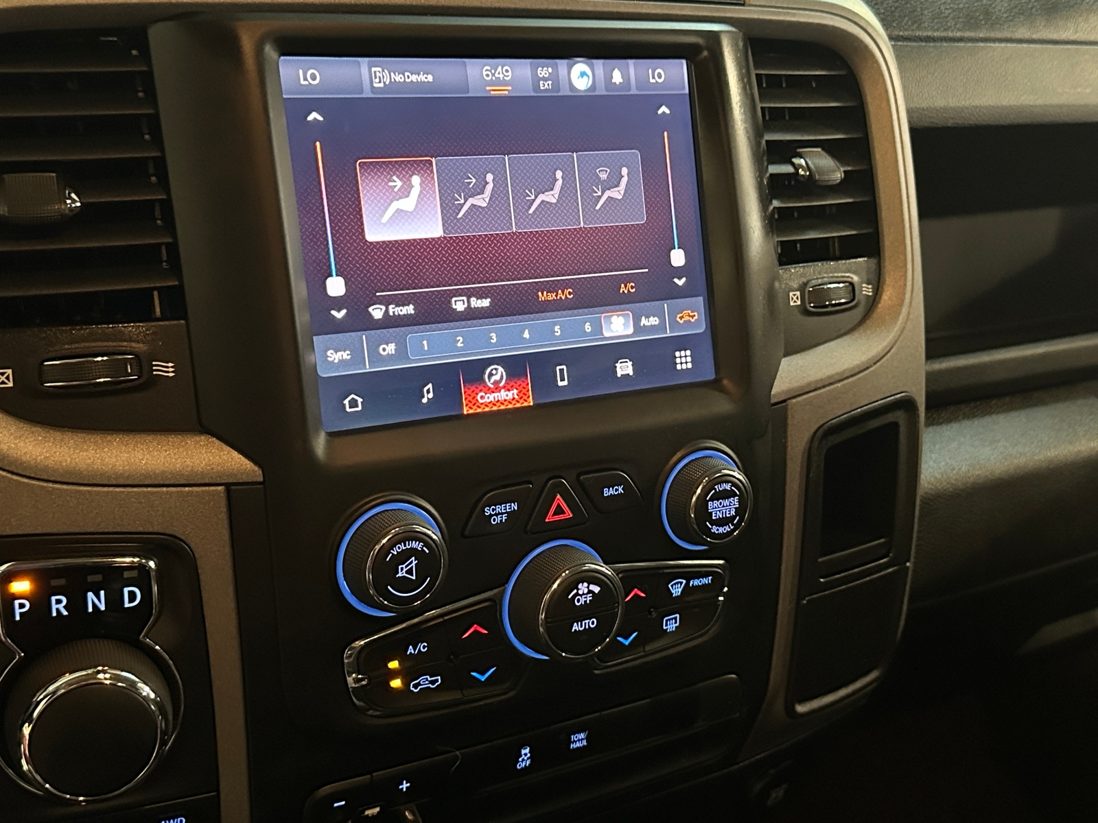 Thumbnail: 2024 RAM 1500 Classic - 4