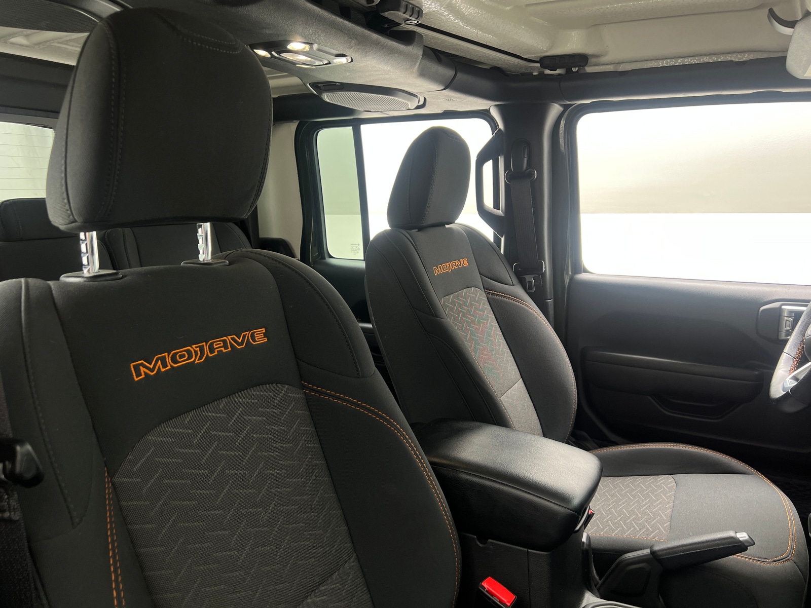 Thumbnail: 2022 Jeep Gladiator - 2