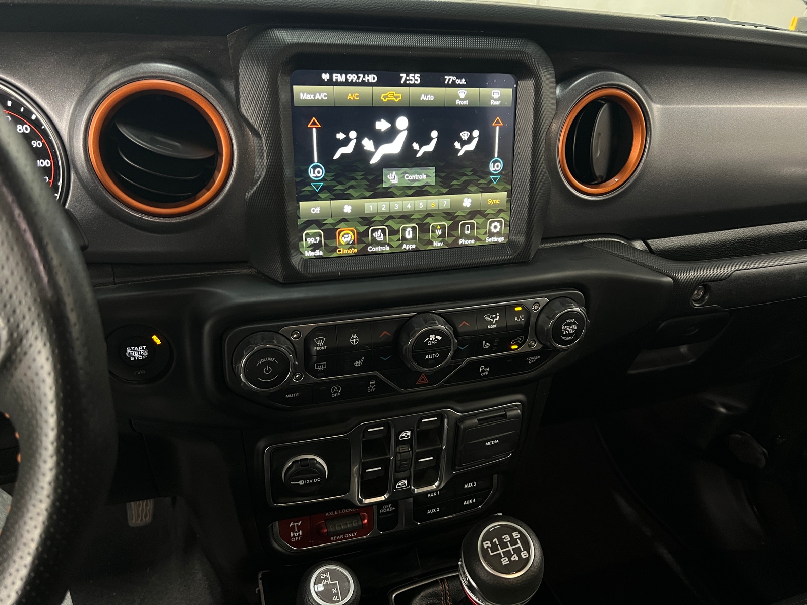 Thumbnail: 2022 Jeep Gladiator - 4
