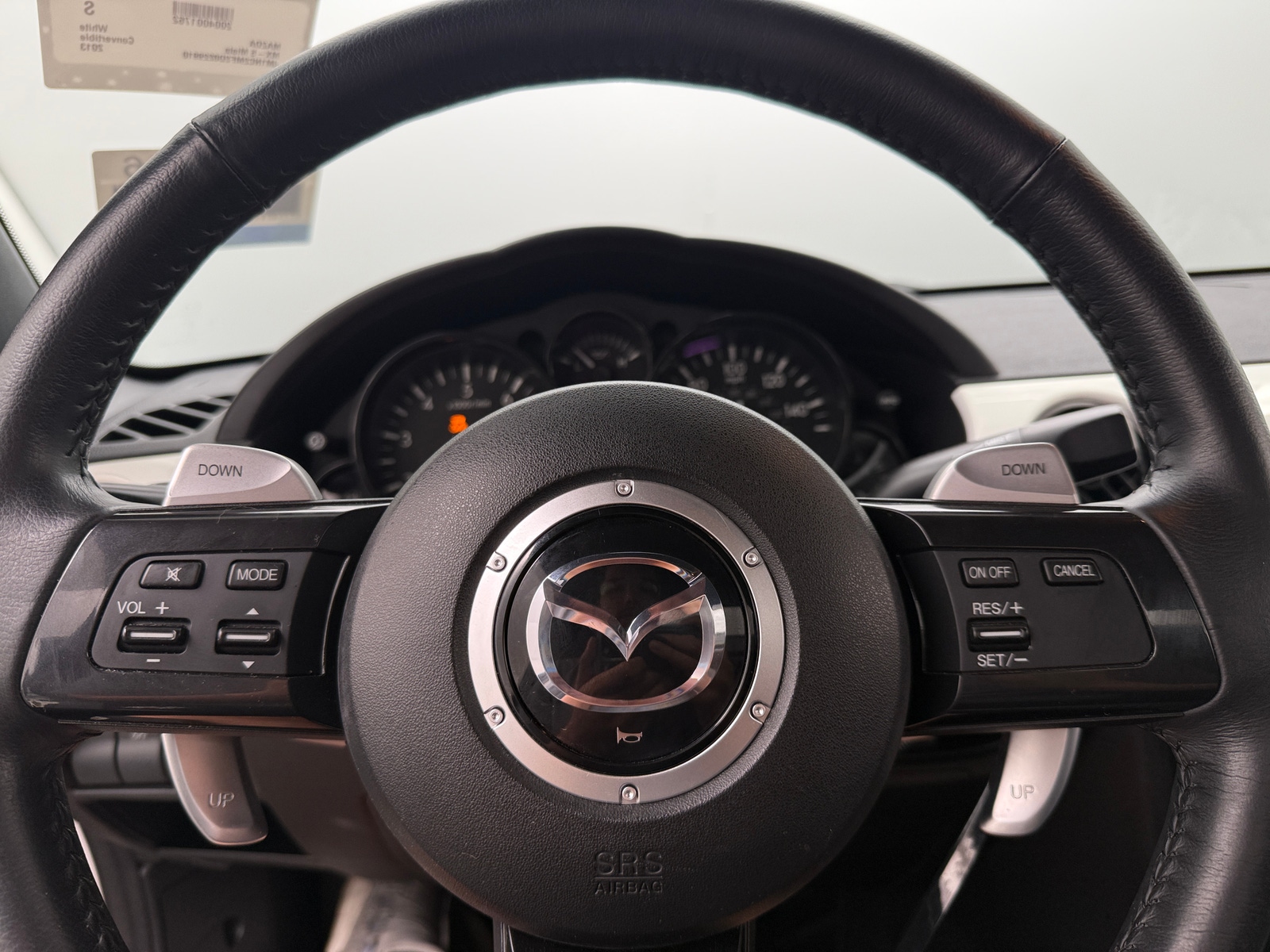 Thumbnail: 2013 Mazda MX-5 Miata - 5