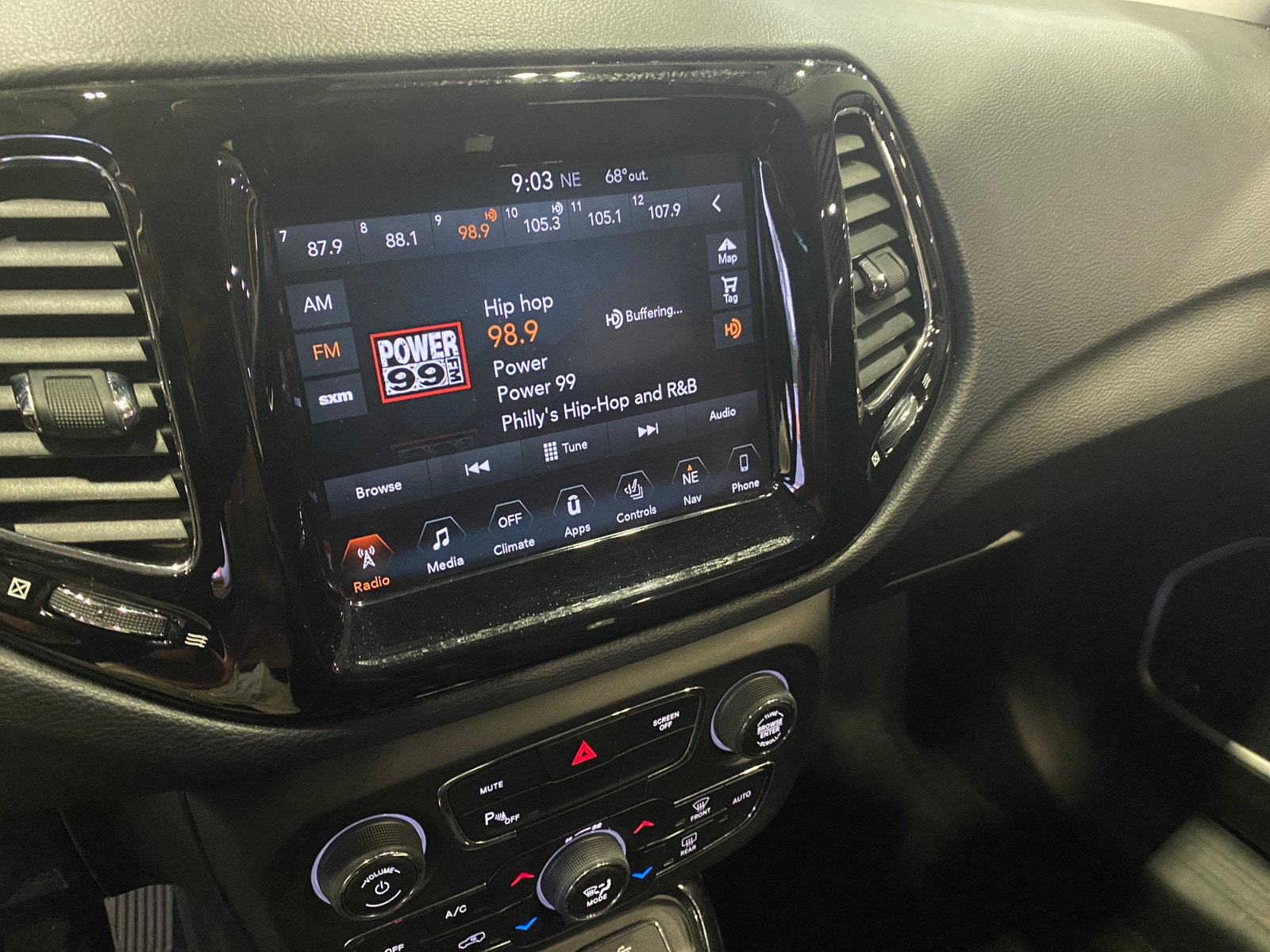 Thumbnail: 2018 Jeep Compass - 3
