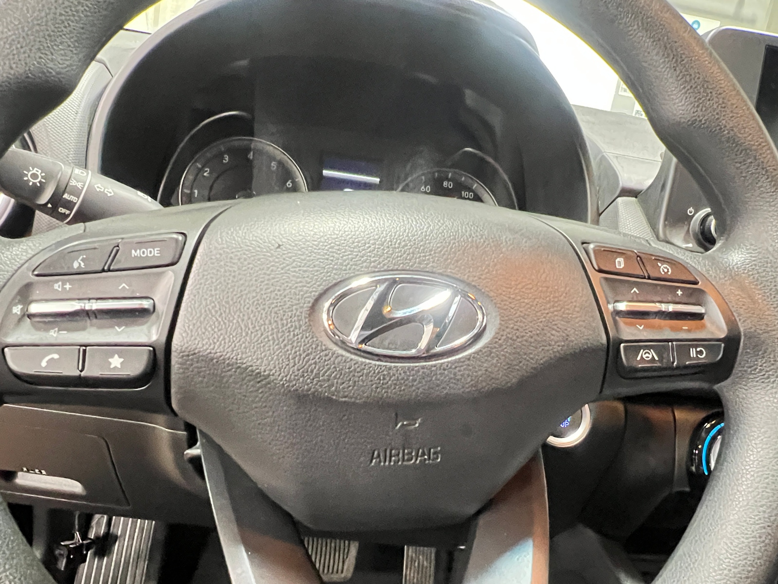 Thumbnail: 2023 Hyundai Kona - 5