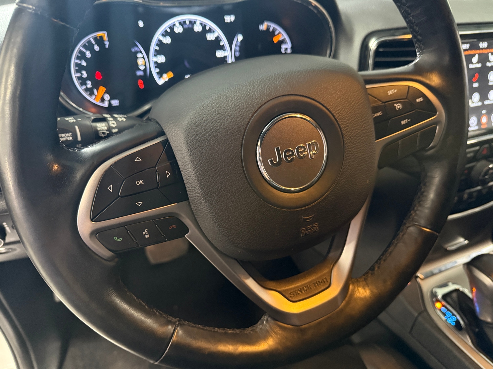 Thumbnail: 2020 Jeep Grand Cherokee - 5