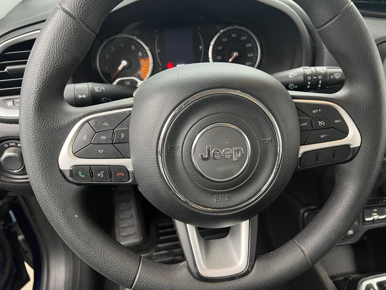 Thumbnail: 2018 Jeep Renegade - 5