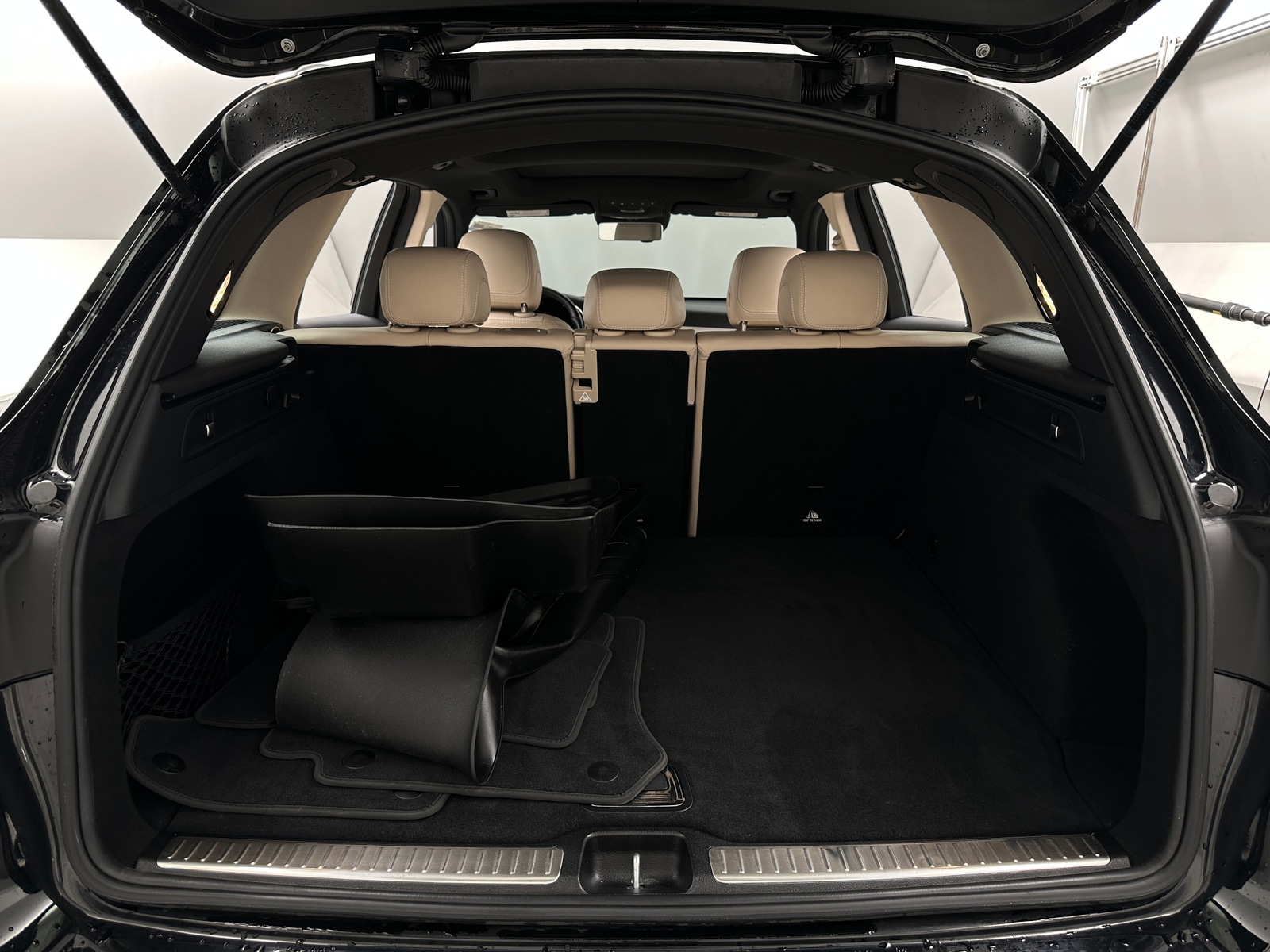 Thumbnail: 2021 Mercedes-Benz GLC - 6