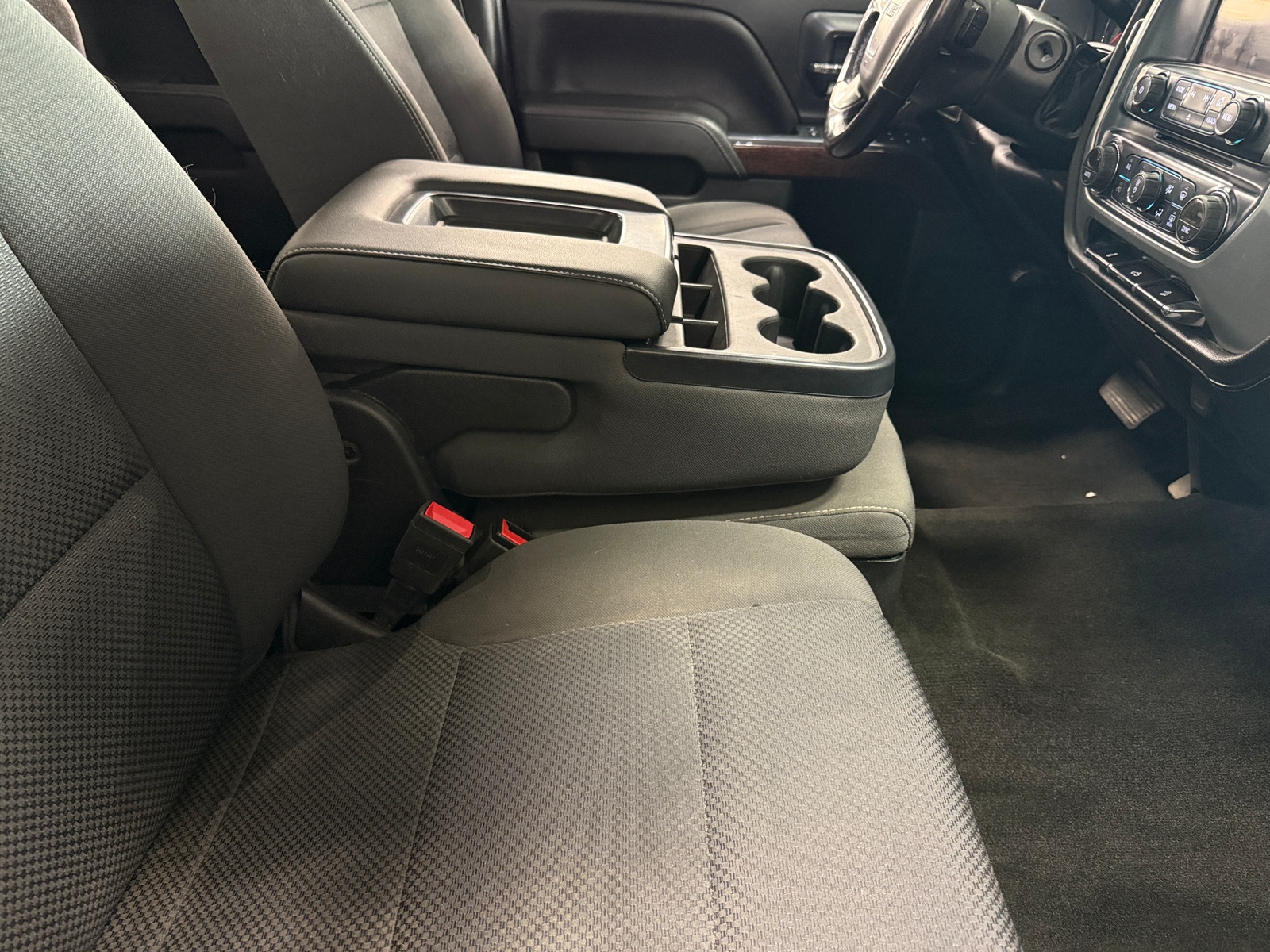Thumbnail: 2018 GMC Sierra 1500 - 2