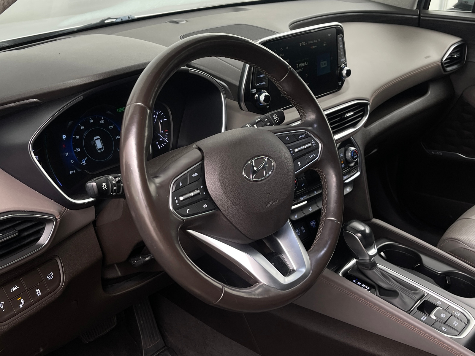 Thumbnail: 2020 Hyundai Santa Fe - 4