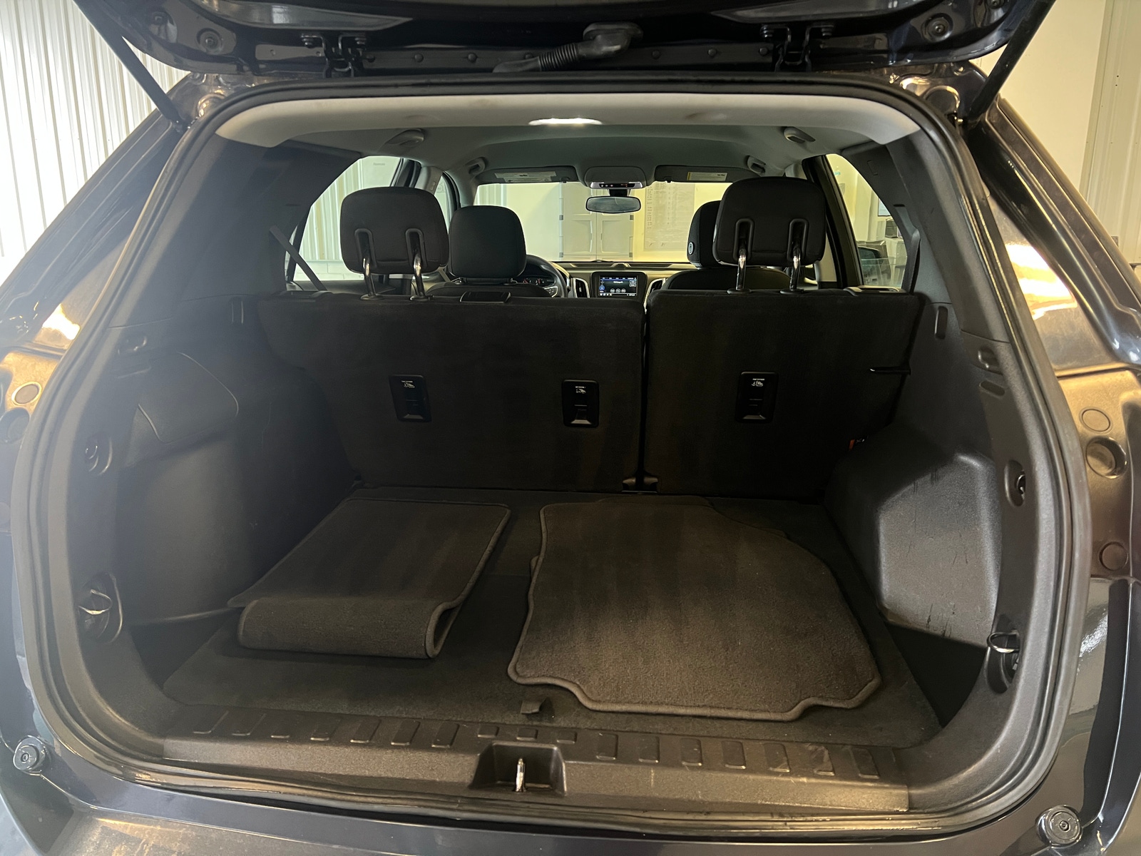 Thumbnail: 2019 Chevrolet Equinox - 7