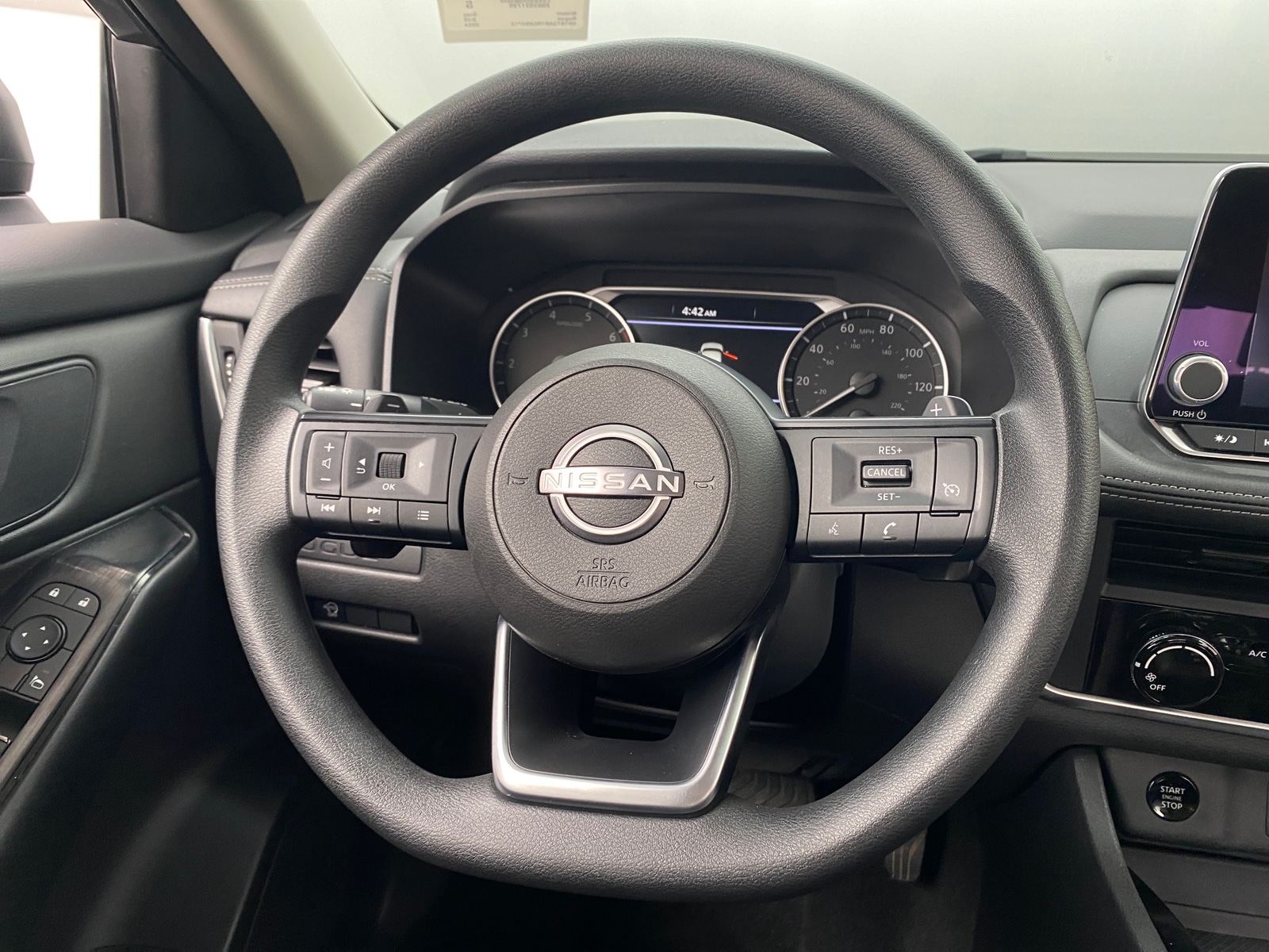 Thumbnail: 2024 Nissan Rogue - 5