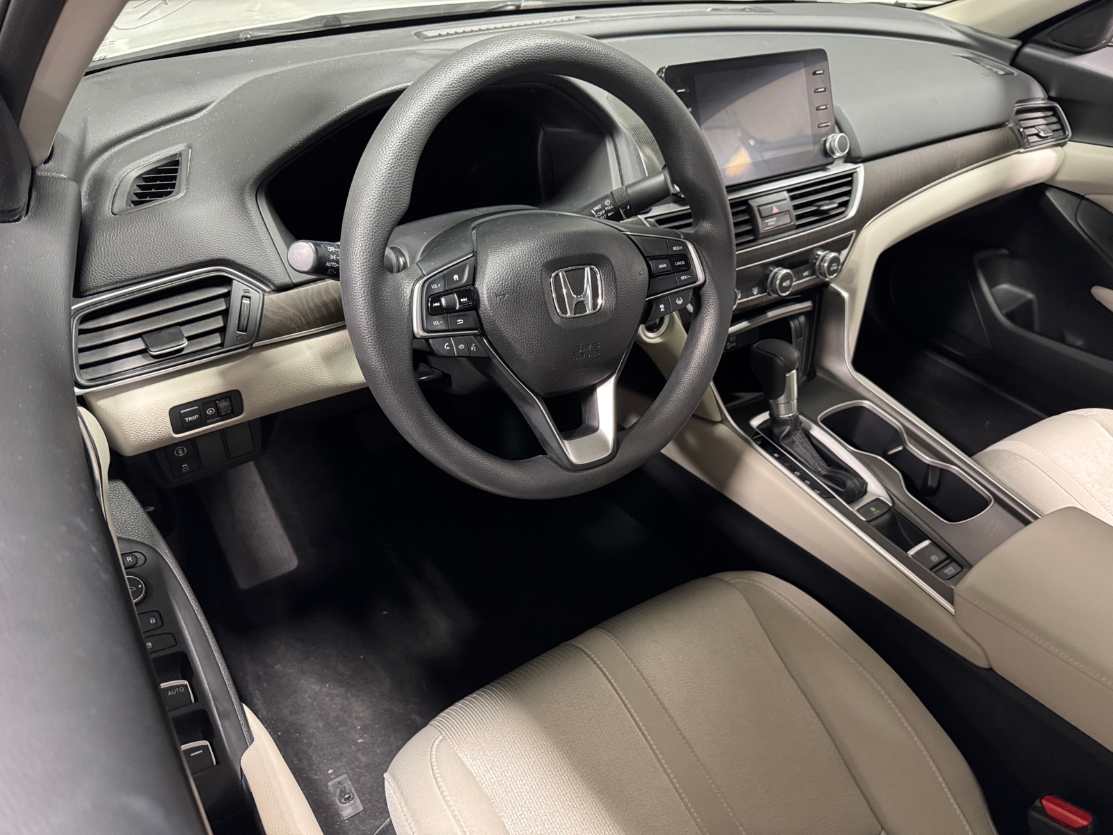 Thumbnail: 2018 Honda Accord - 3