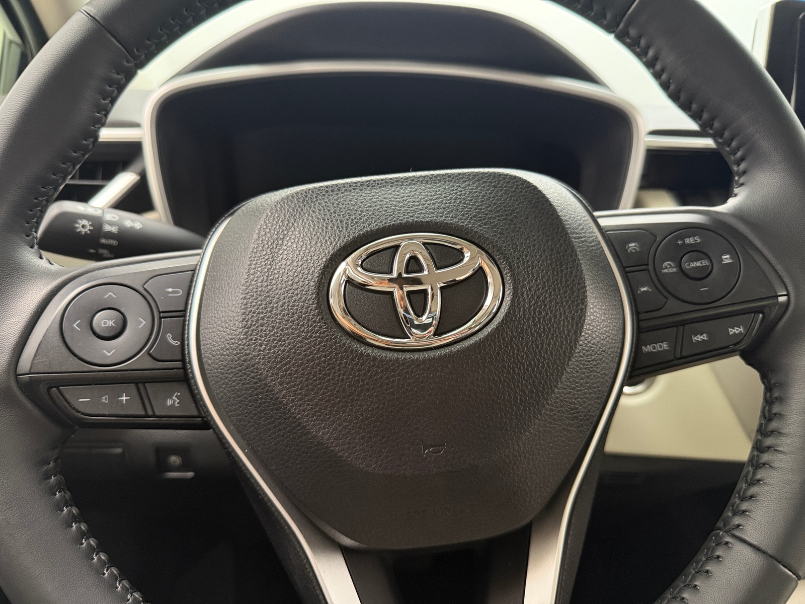 Thumbnail: 2024 Toyota Corolla - 4