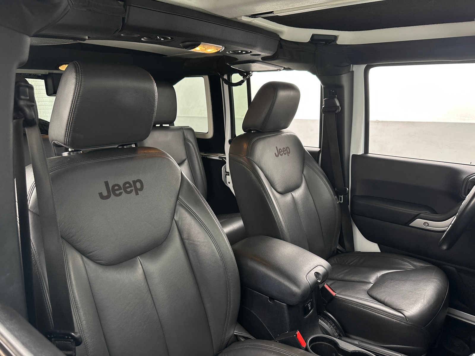 Thumbnail: 2016 Jeep Wrangler - 2