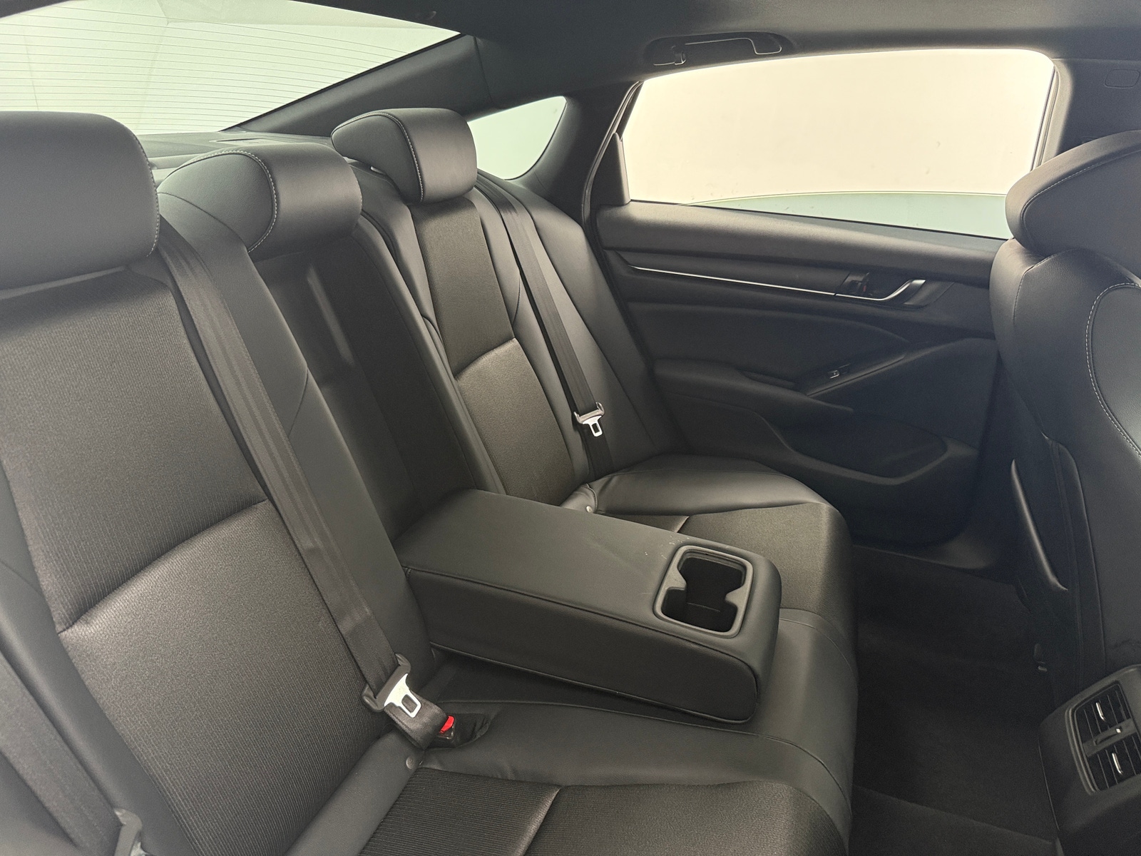 Thumbnail: 2018 Honda Accord - 6