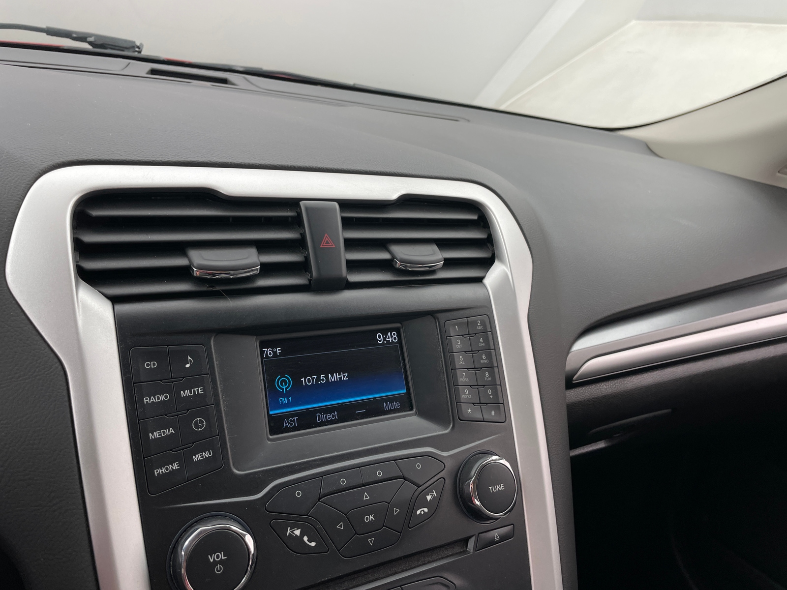 Thumbnail: 2014 Ford Fusion - 4