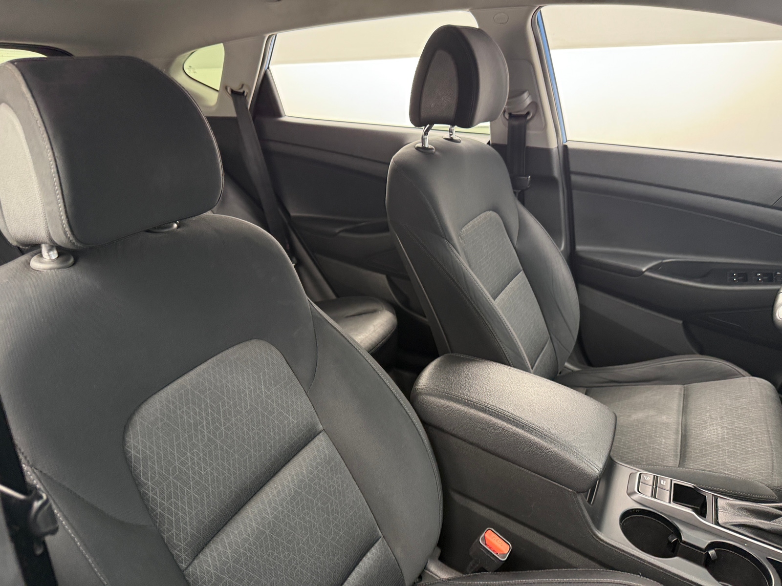 Thumbnail: 2016 Hyundai Tucson - 2