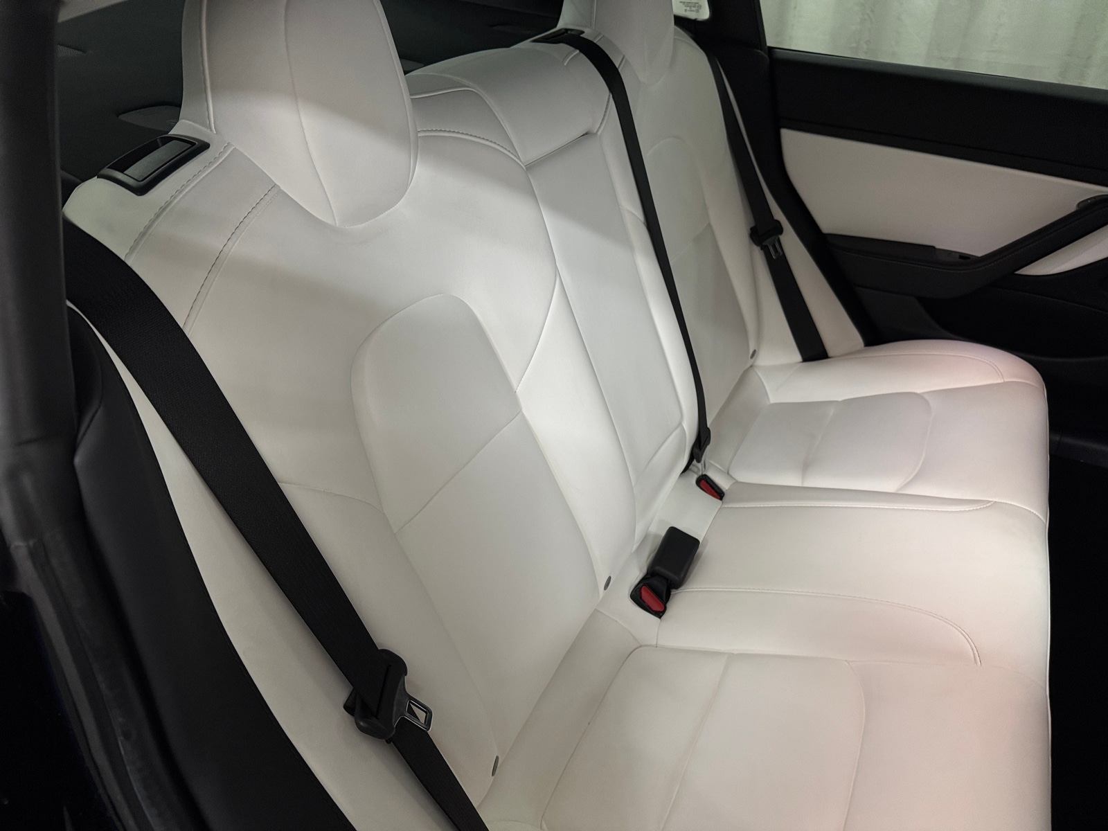 Thumbnail: 2020 Tesla Model 3 - 4