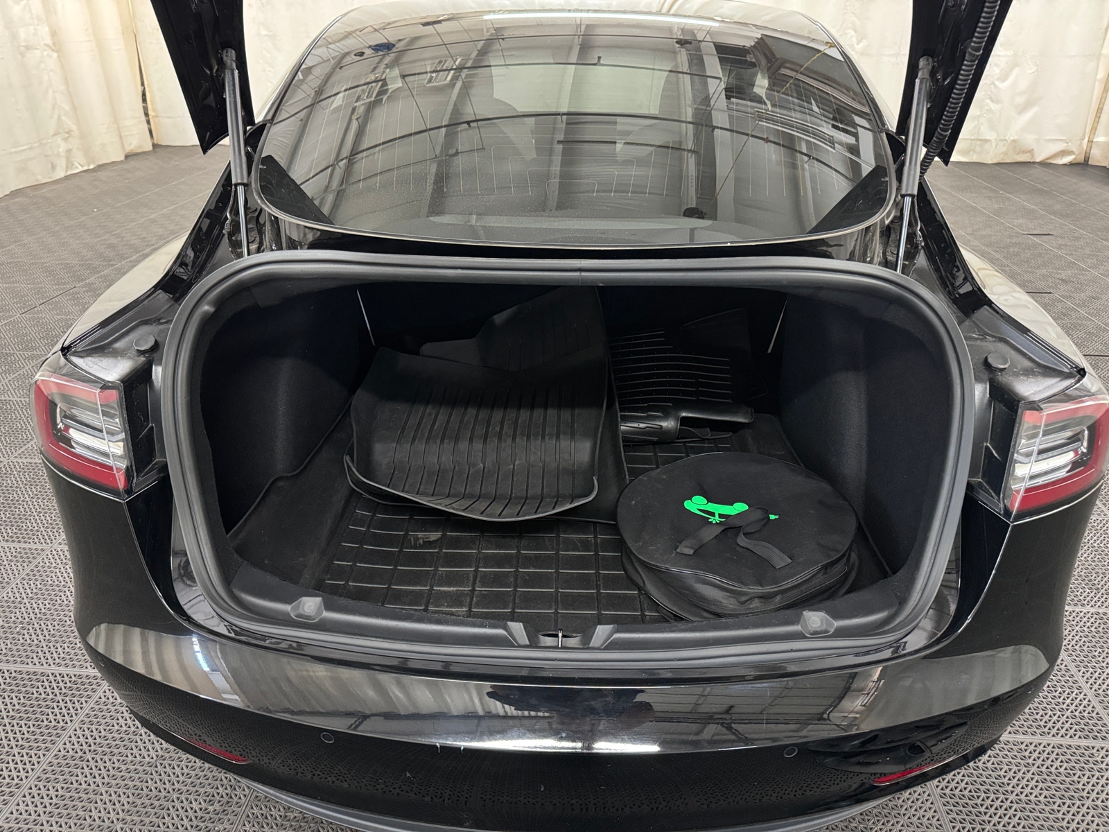Thumbnail: 2020 Tesla Model 3 - 5