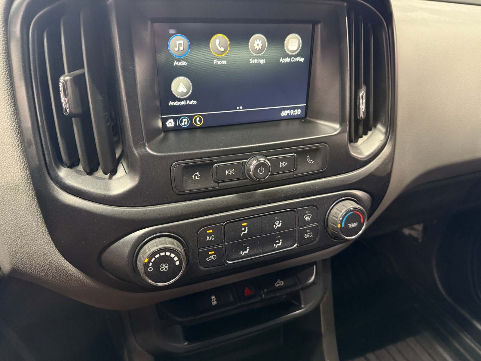Thumbnail: 2019 Chevrolet Colorado - 4