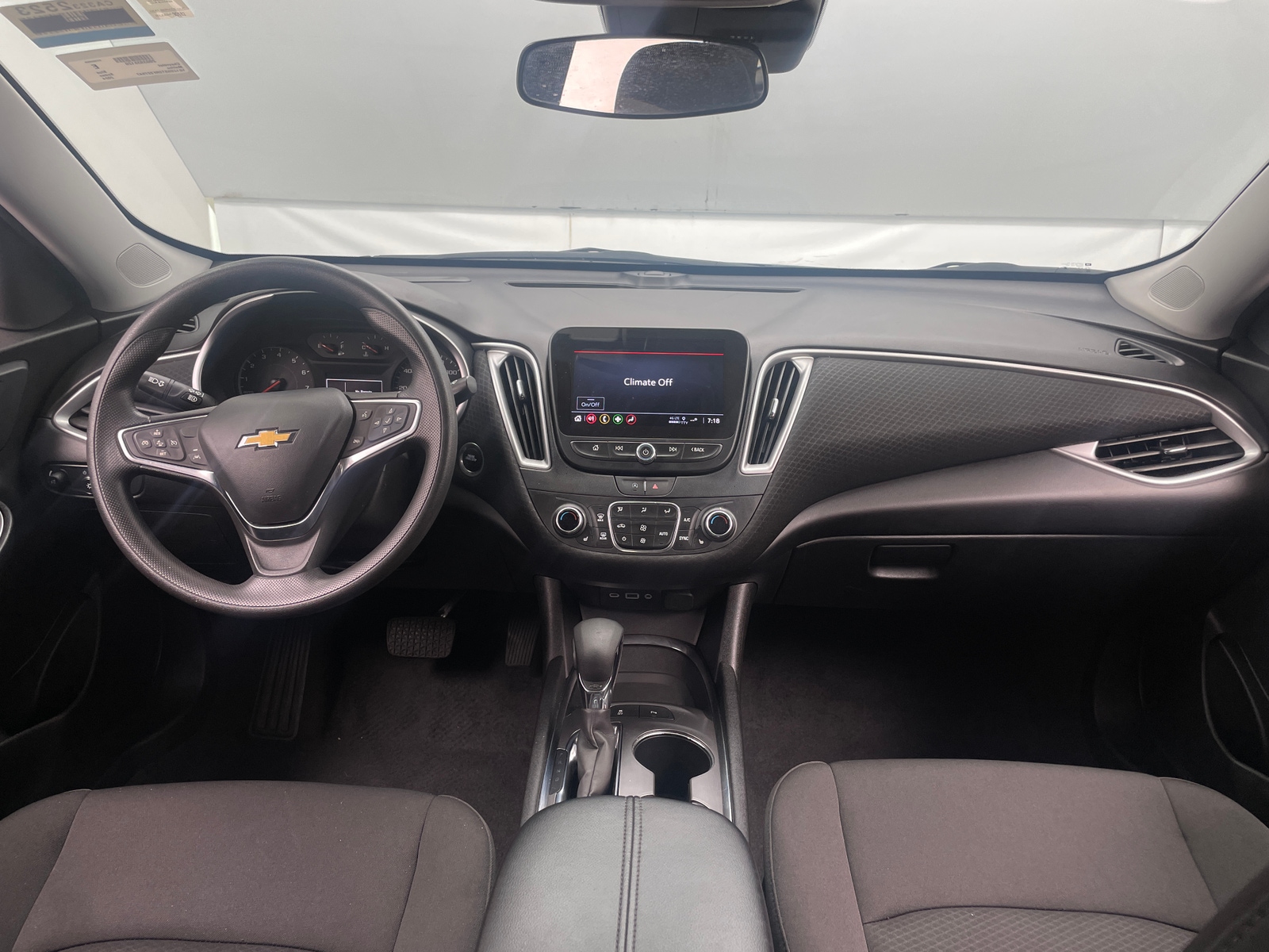 Thumbnail: 2024 Chevrolet Malibu - 3
