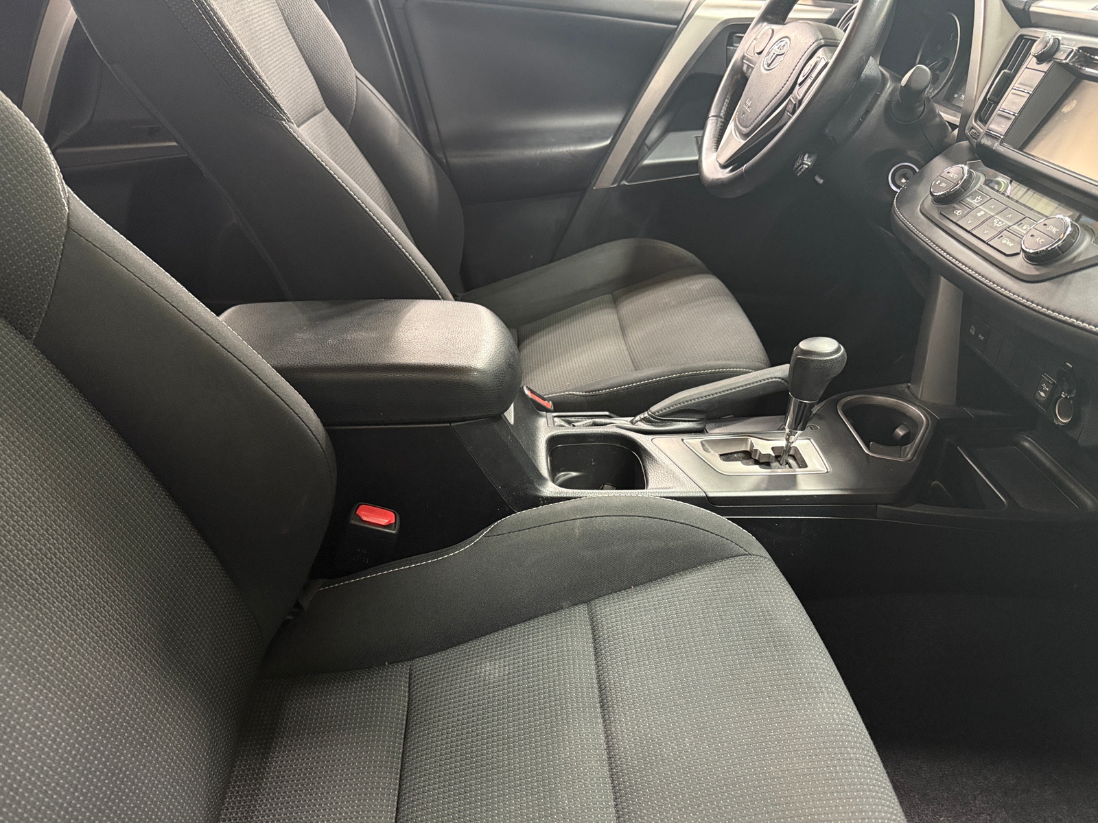 Thumbnail: 2017 Toyota RAV4 - 2