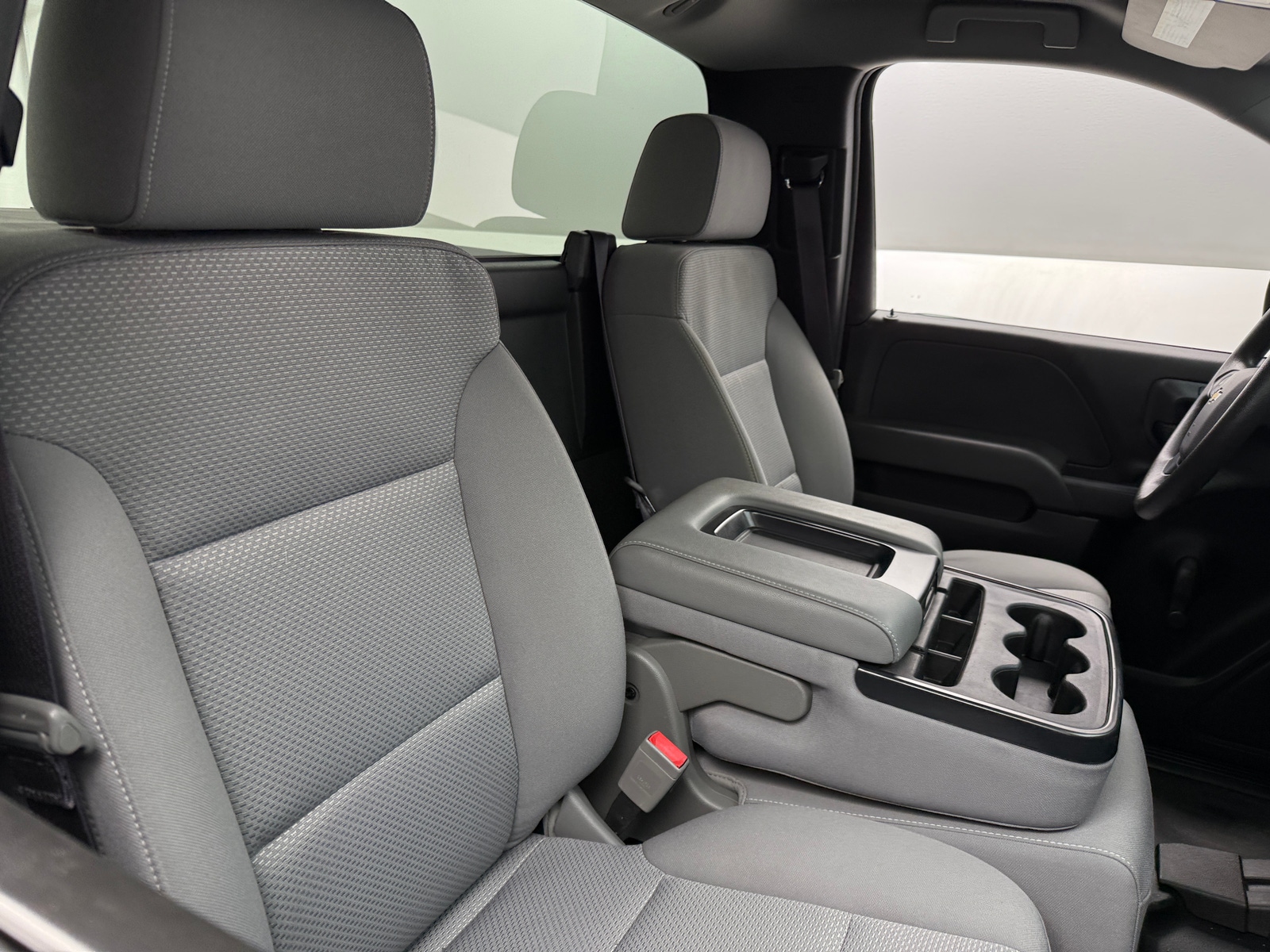 Thumbnail: 2017 Chevrolet Silverado 1500 - 2