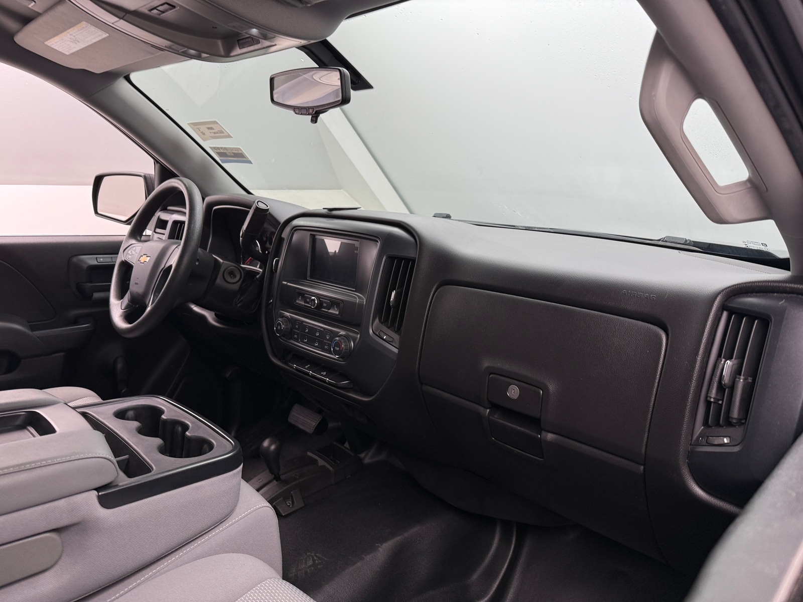 Thumbnail: 2017 Chevrolet Silverado 1500 - 3