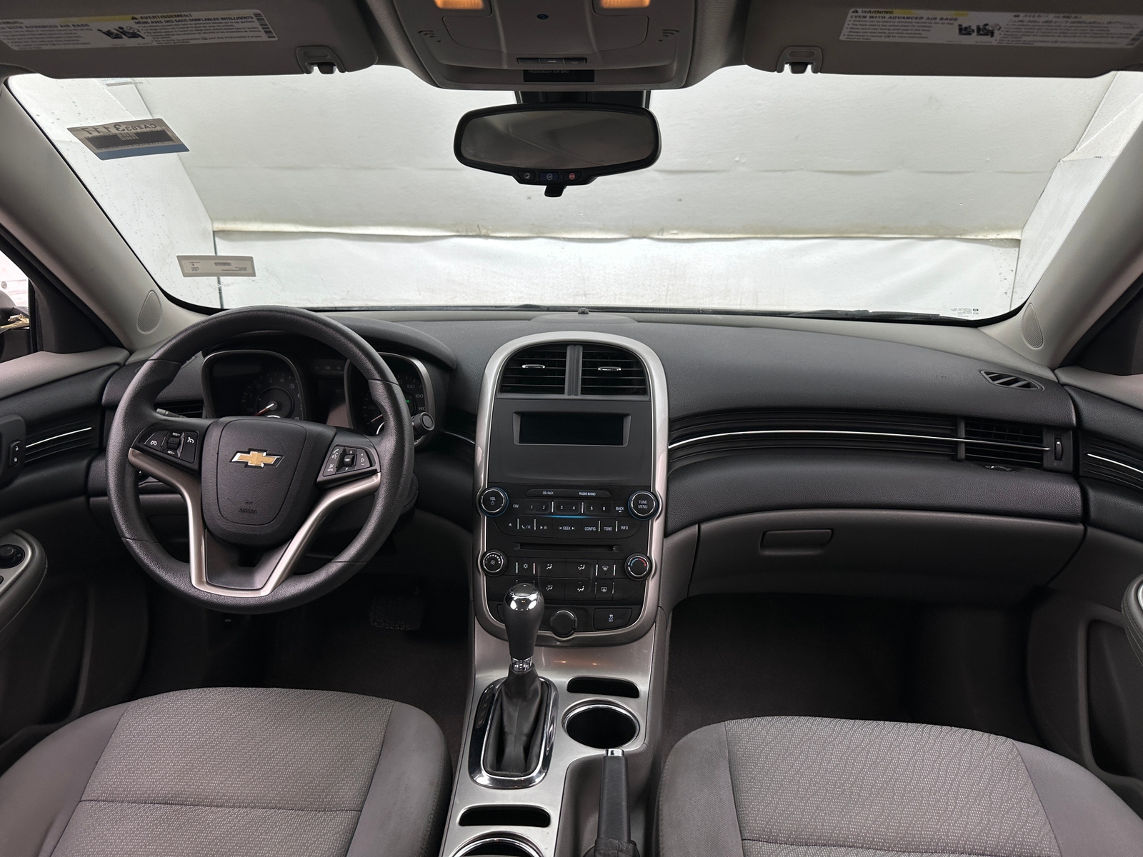 Thumbnail: 2015 Chevrolet Malibu - 3