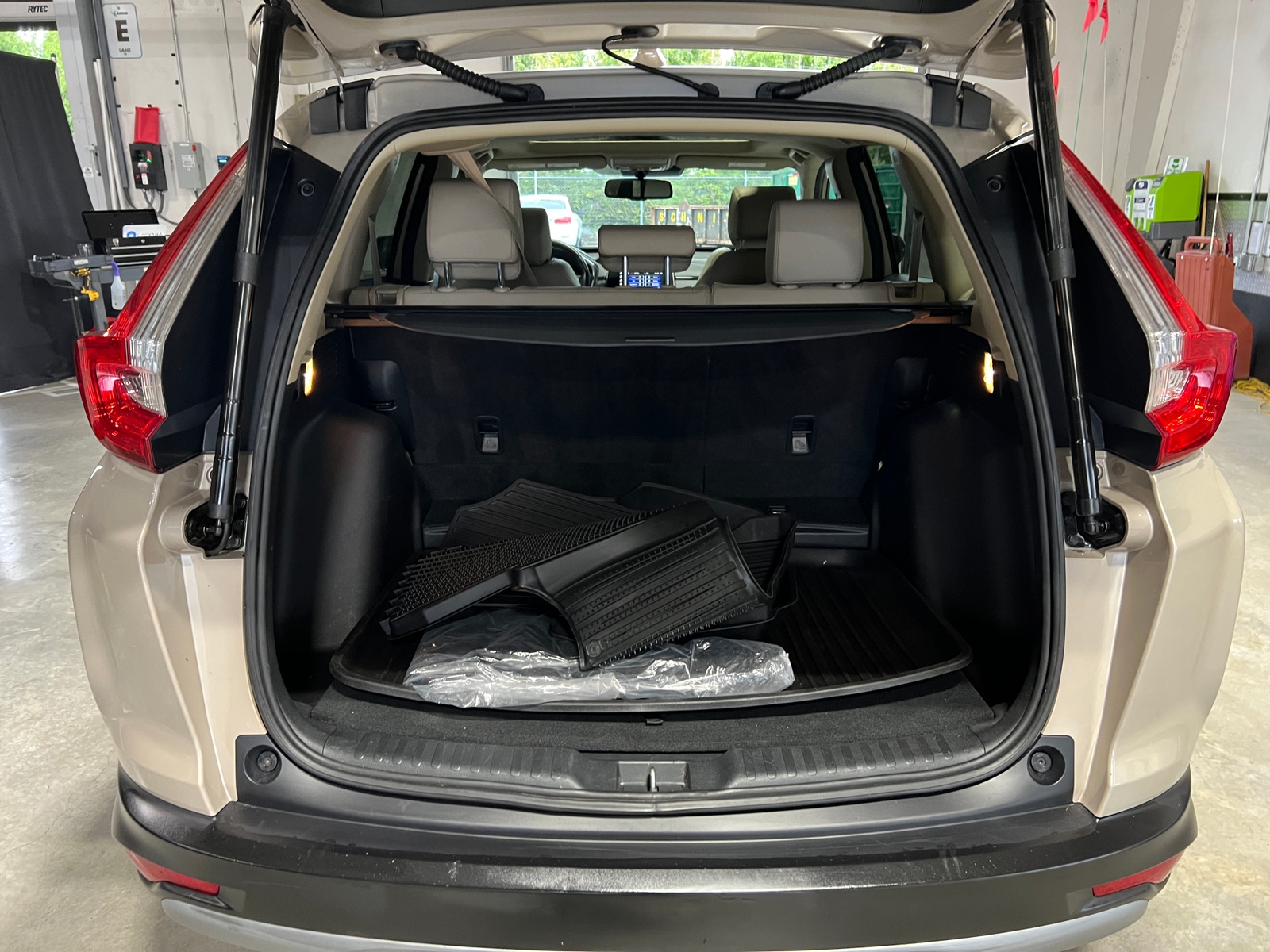 Thumbnail: 2018 Honda CR-V - 6