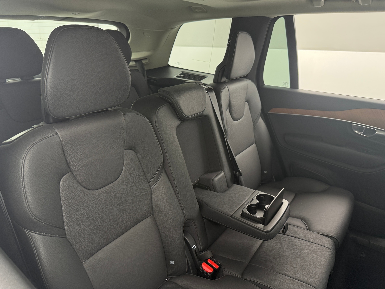 Thumbnail: 2025 Volvo XC90 - 5