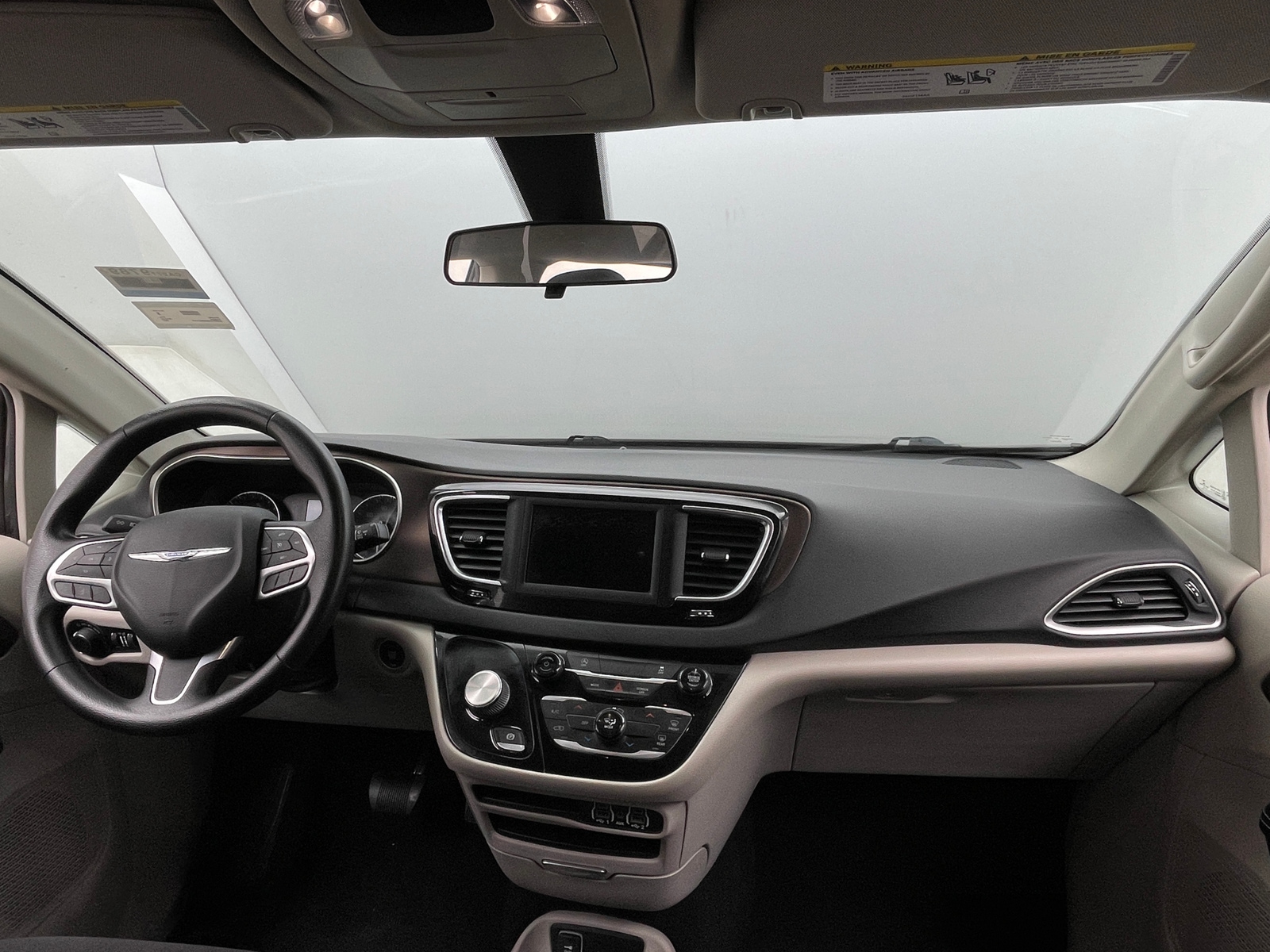 Thumbnail: 2021 Chrysler Voyager - 3