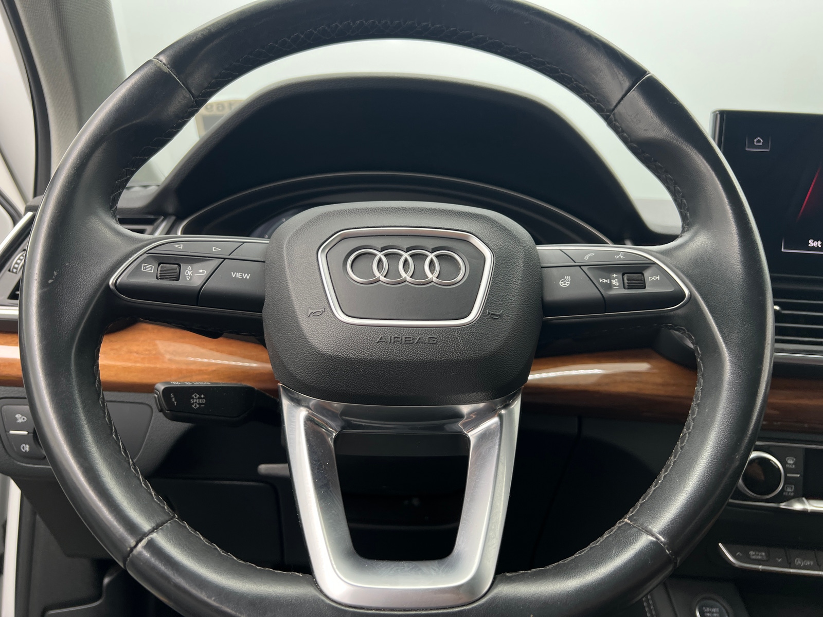 Thumbnail: 2022 Audi Q5 - 4
