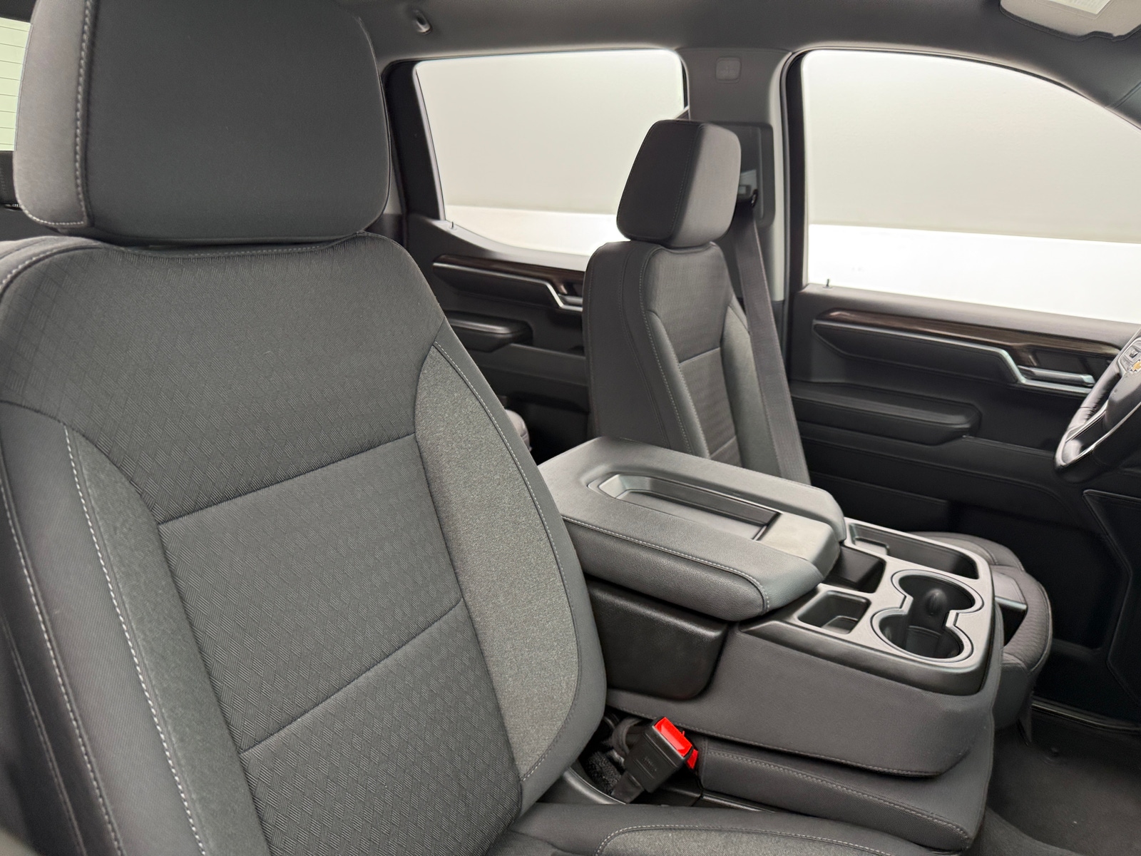 Thumbnail: 2024 Chevrolet Silverado 1500 - 2