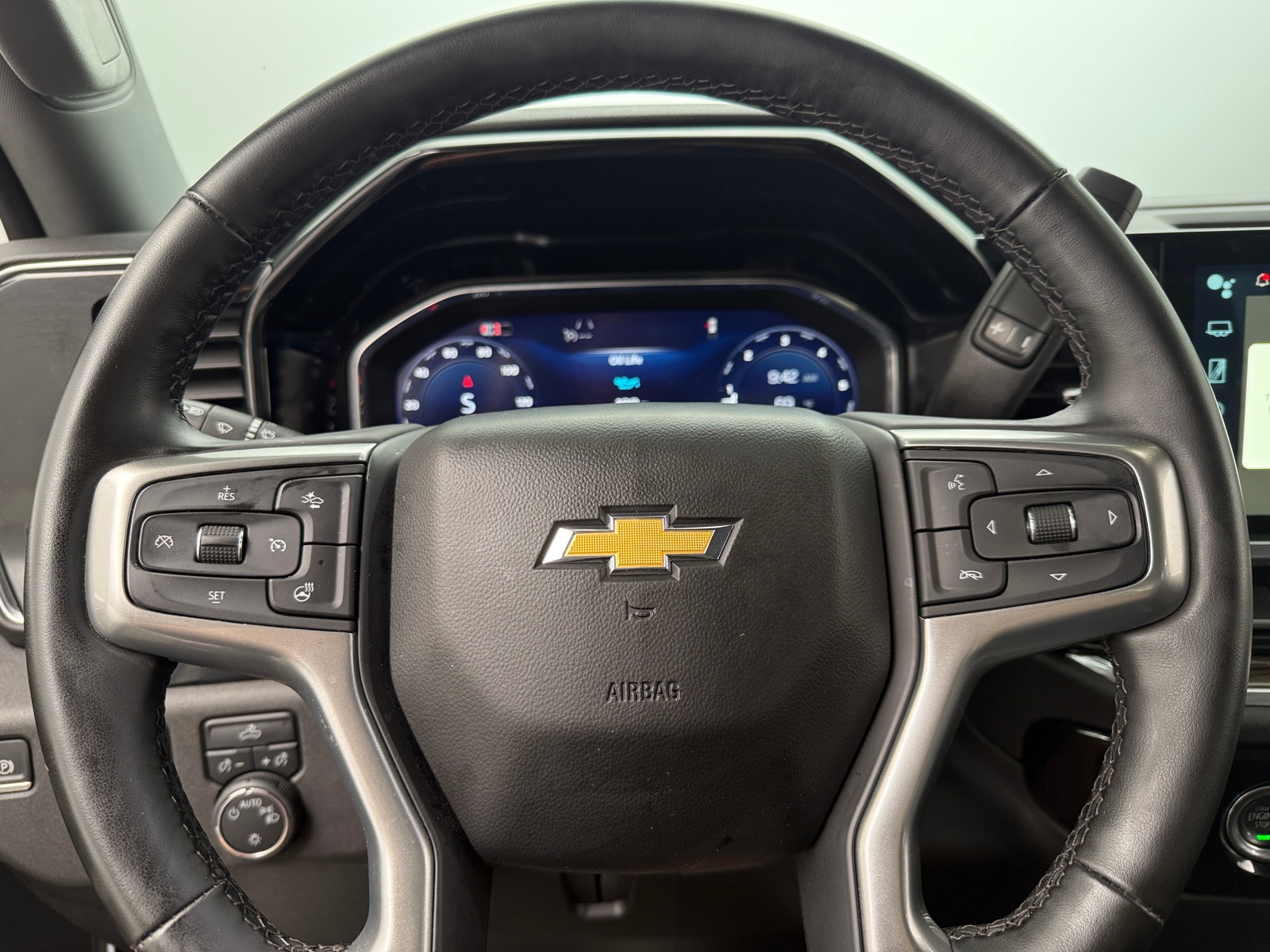 Thumbnail: 2024 Chevrolet Silverado 1500 - 5