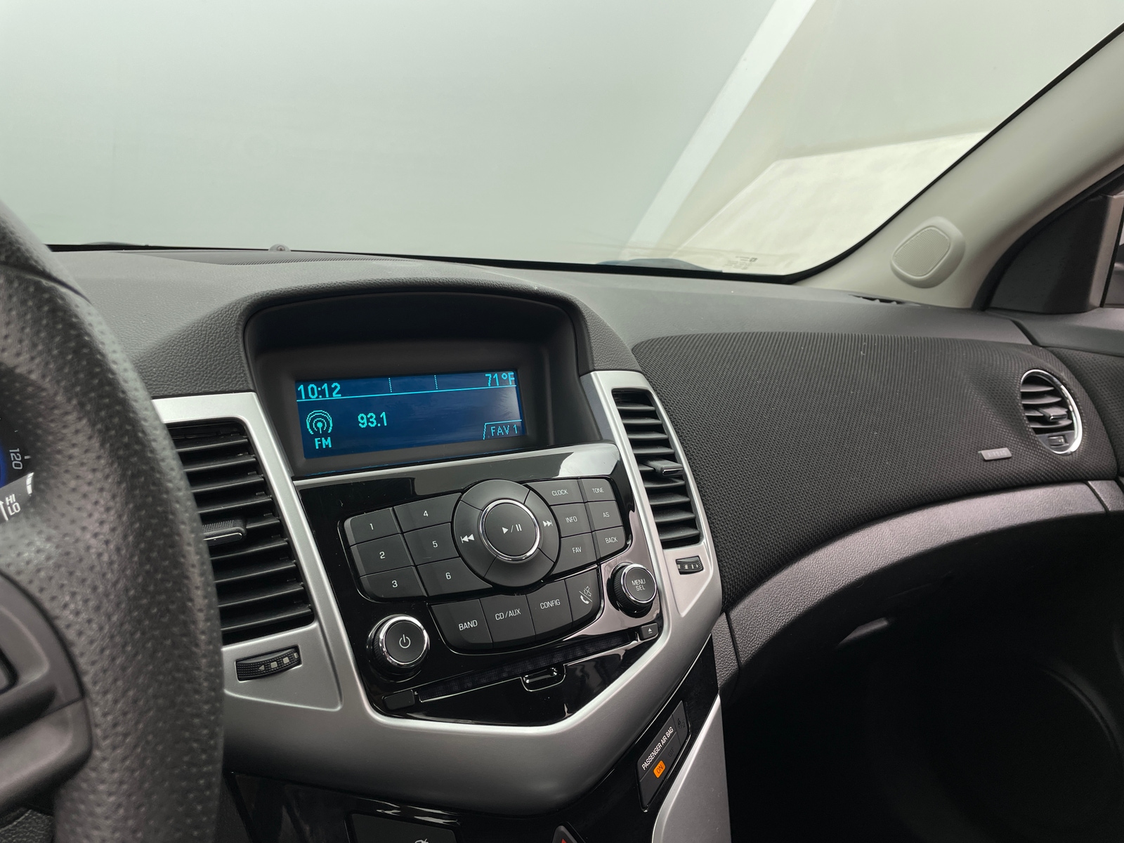 Thumbnail: 2016 Chevrolet Cruze - 4