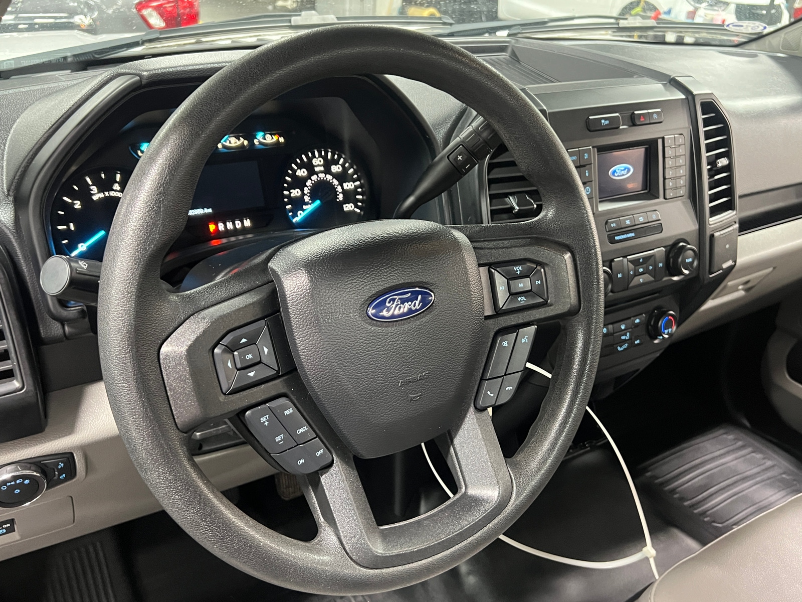 Thumbnail: 2018 Ford Econoline - 5