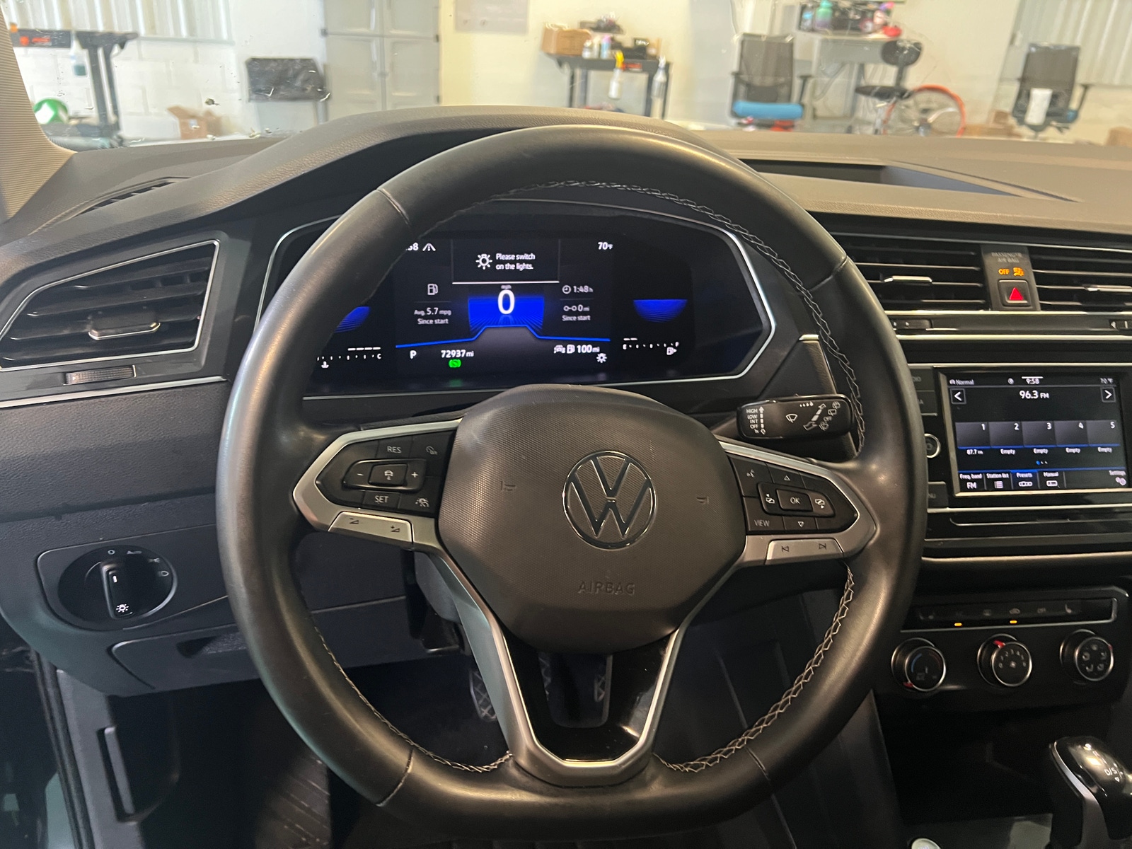 Thumbnail: 2022 Volkswagen Tiguan - 5