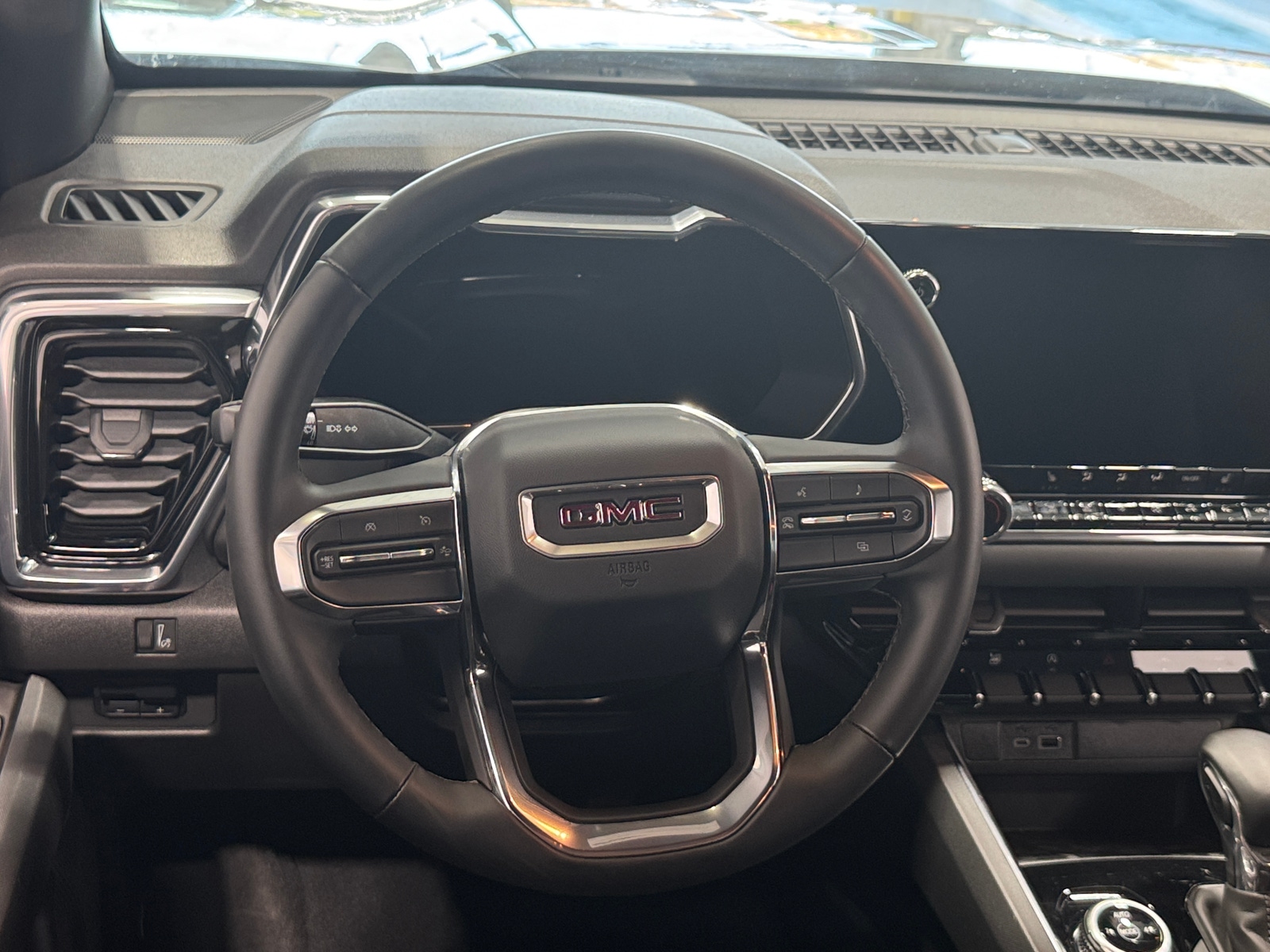 Thumbnail: 2024 GMC Canyon - 5