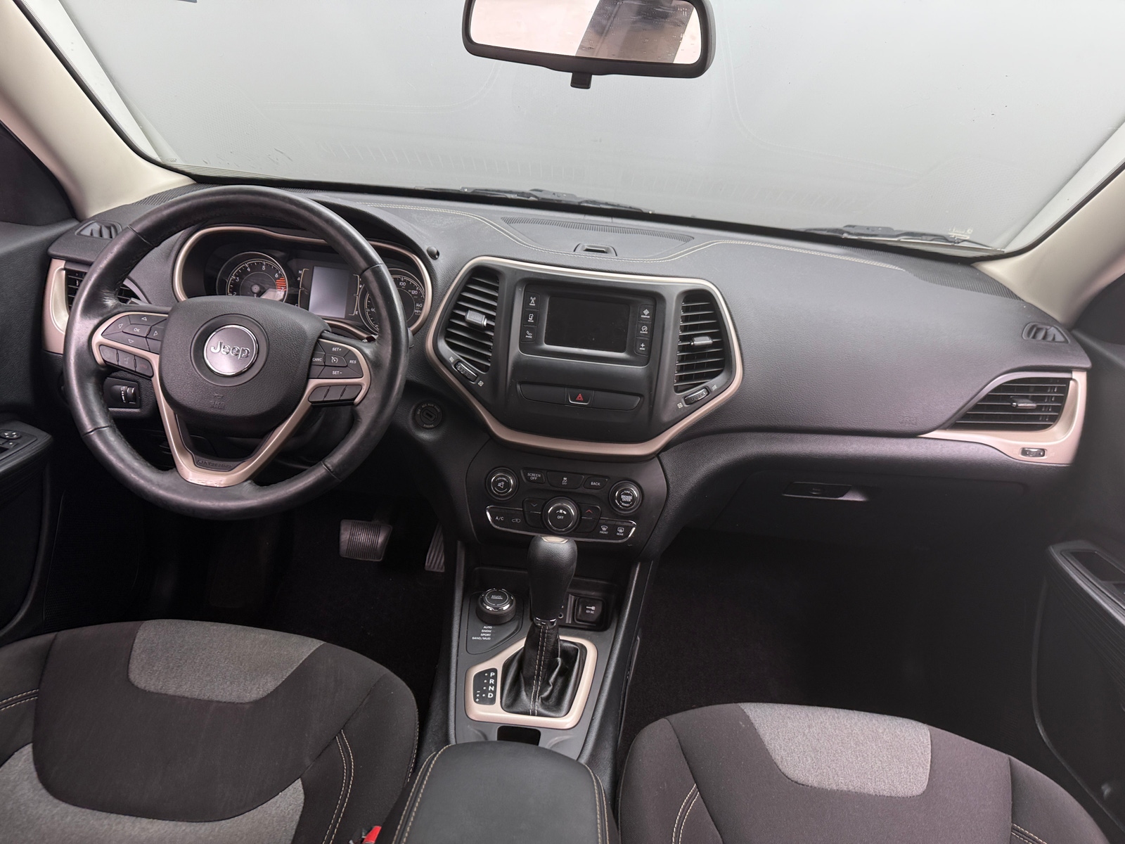 Thumbnail: 2016 Jeep Cherokee - 3