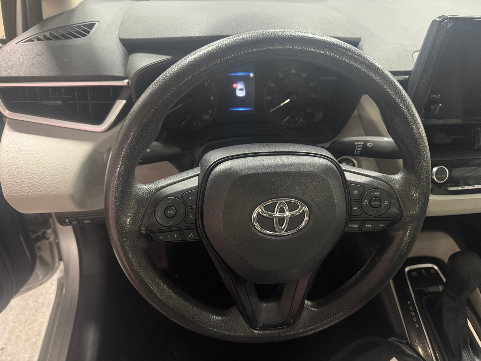 Thumbnail: 2023 Toyota Corolla - 5
