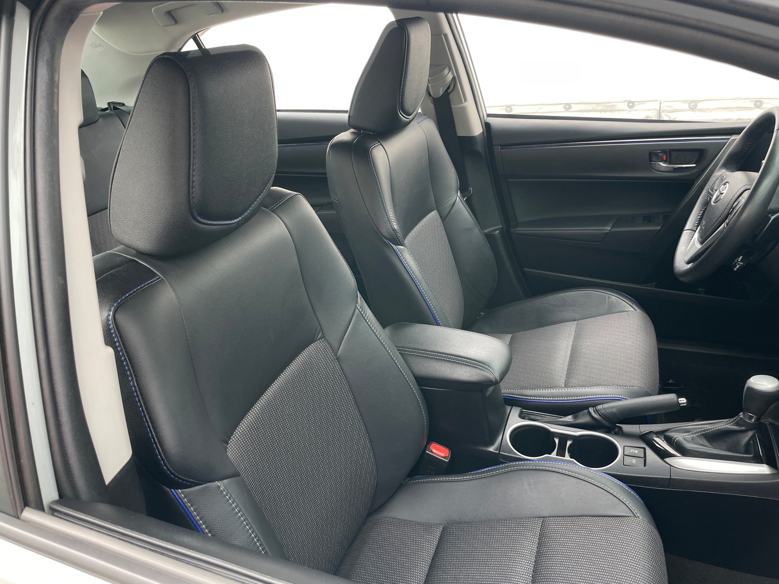 Thumbnail: 2018 Toyota Corolla - 2