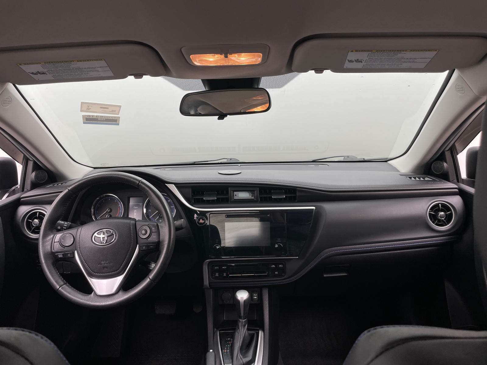 Thumbnail: 2018 Toyota Corolla - 3