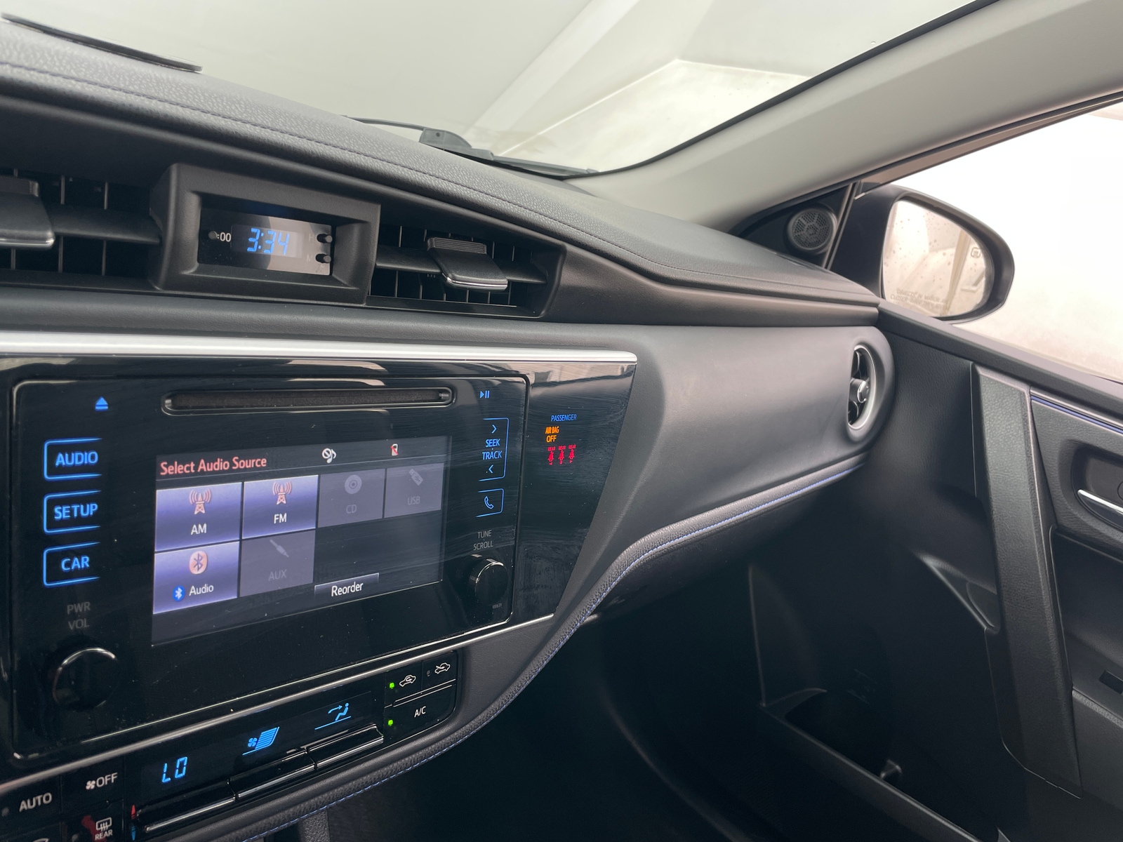 Thumbnail: 2018 Toyota Corolla - 4