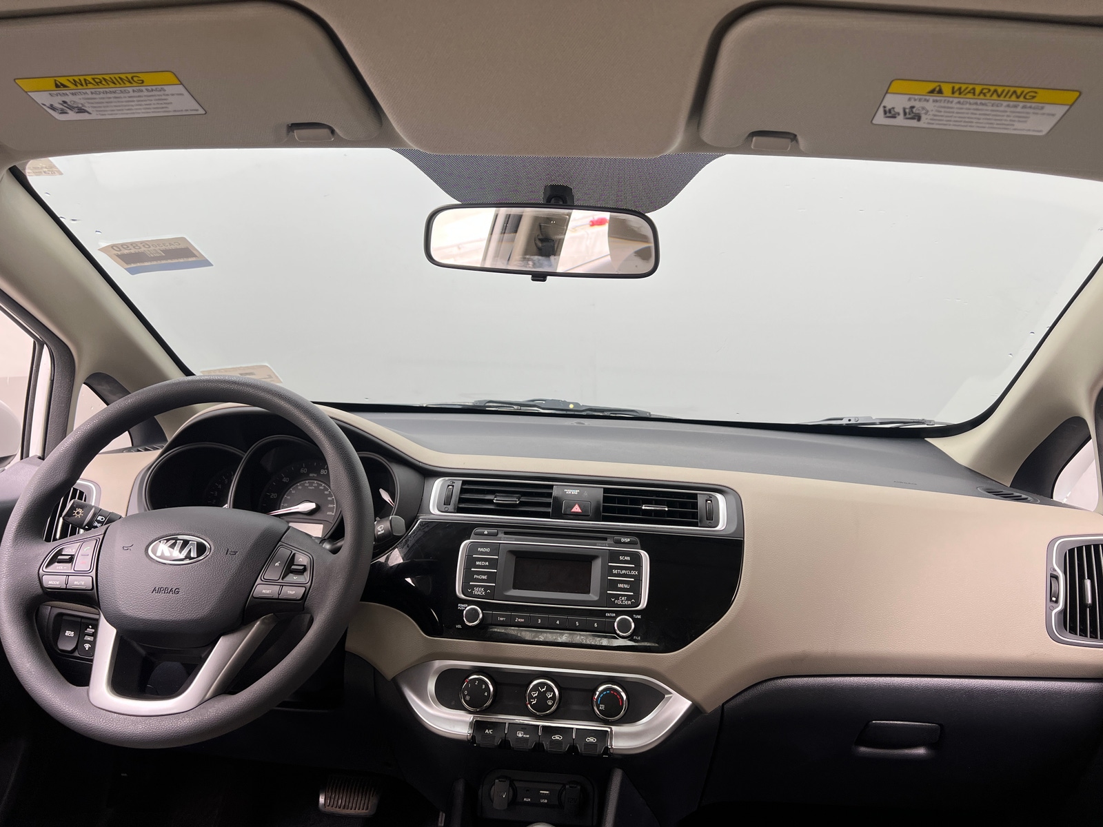 Thumbnail: 2017 Kia Rio - 3