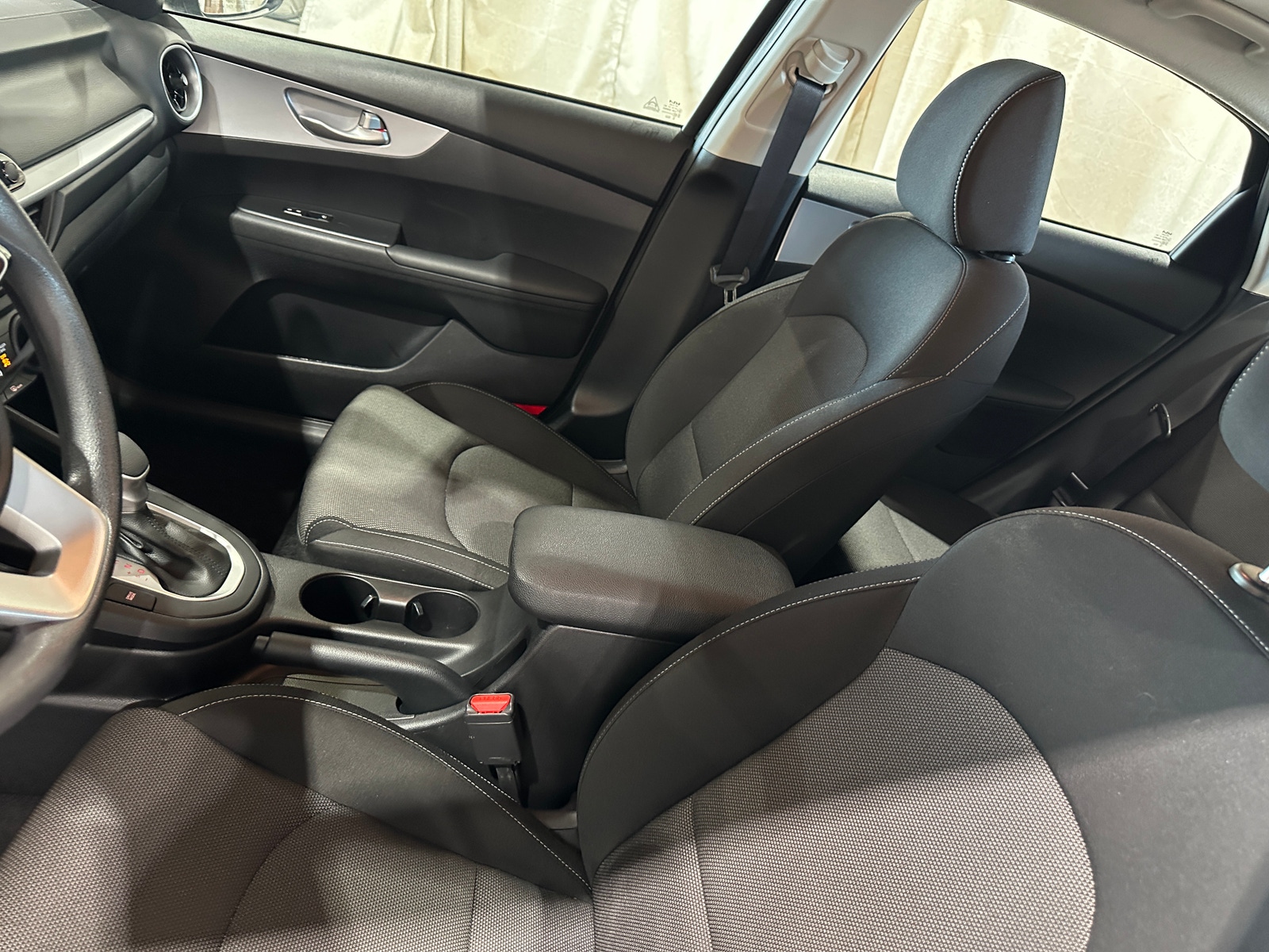 Thumbnail: 2024 Kia Forte - 2