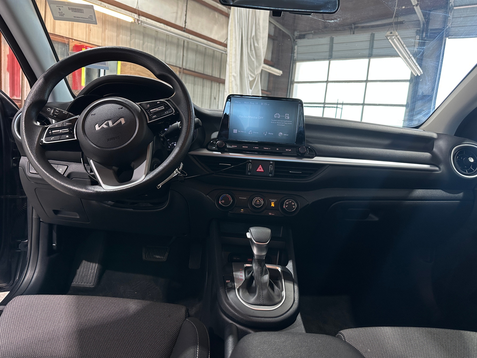 Thumbnail: 2024 Kia Forte - 3