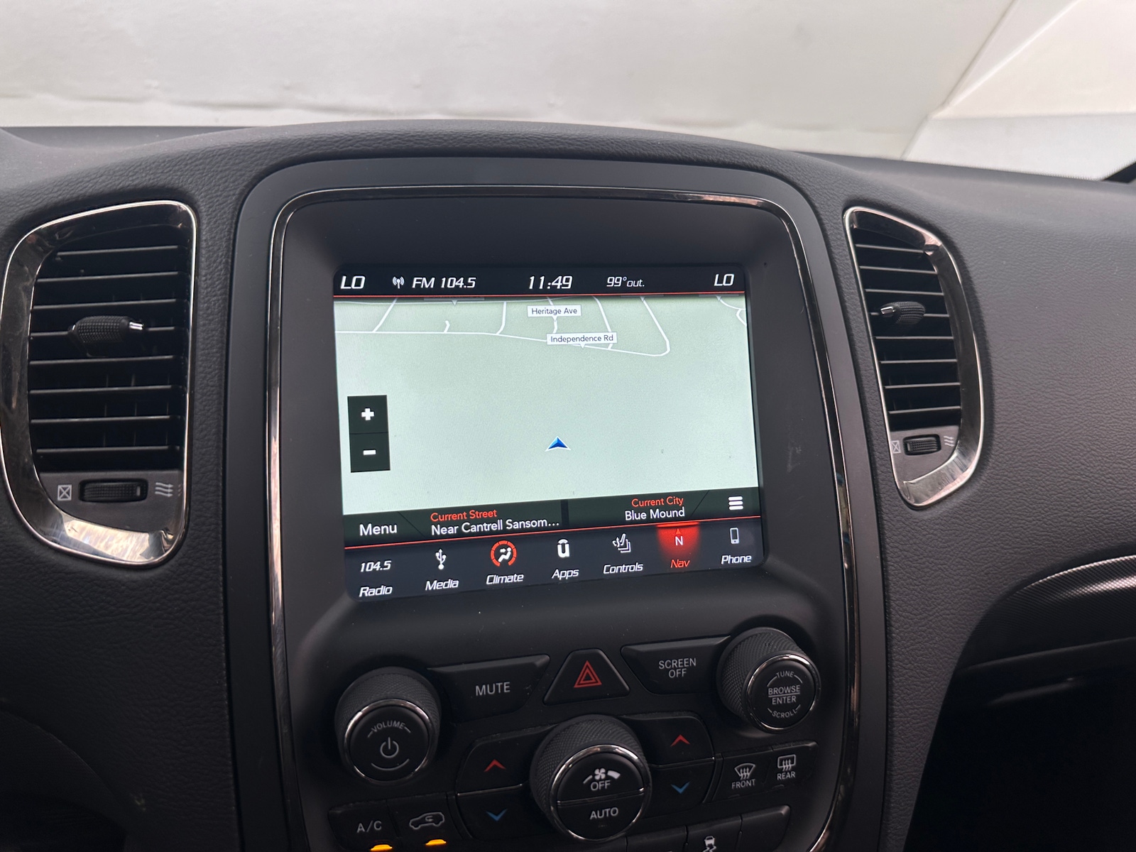 Thumbnail: 2018 Dodge Durango - 3