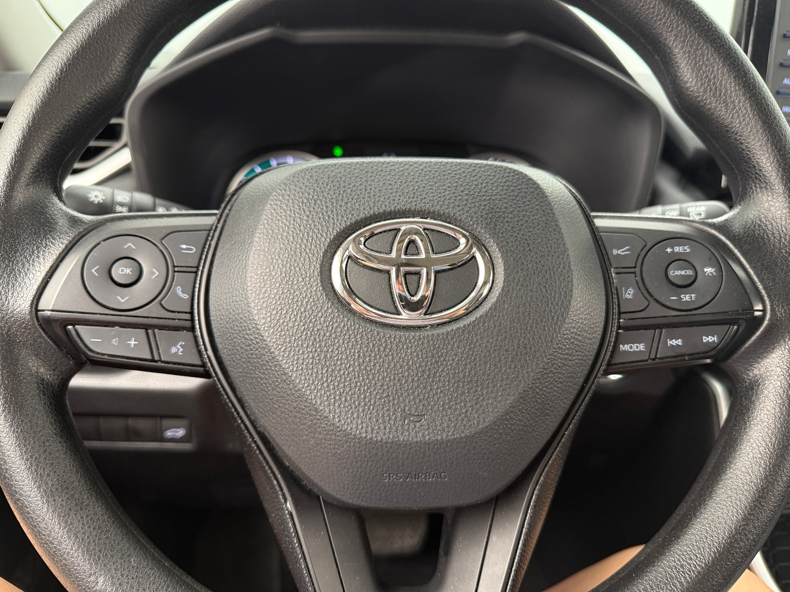 Thumbnail: 2021 Toyota RAV4 - 5