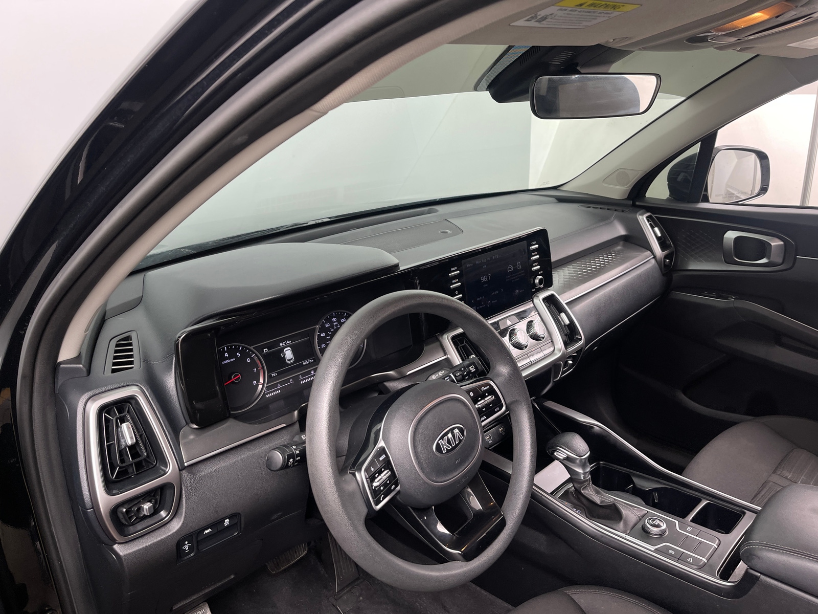 Thumbnail: 2021 Kia Sorento - 3
