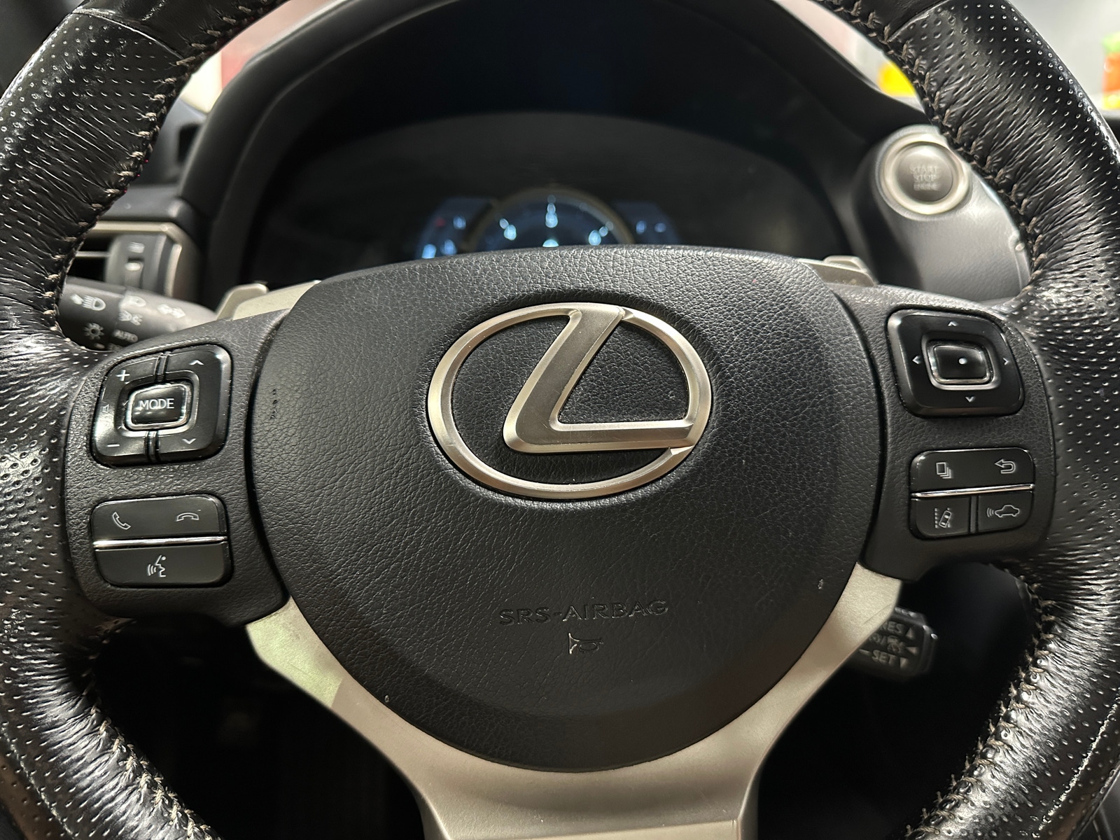 Thumbnail: 2017 Lexus IS - 4