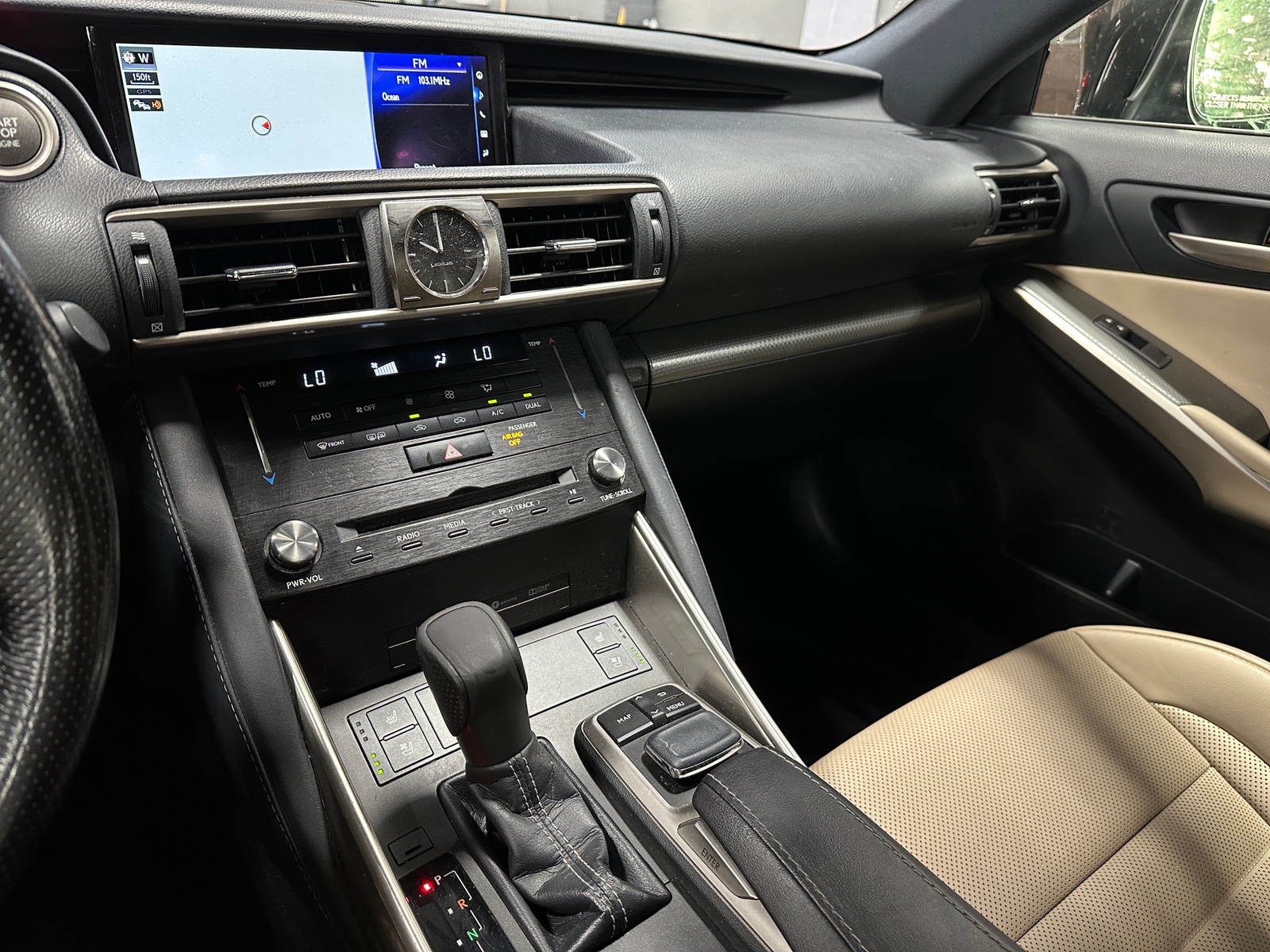 Thumbnail: 2017 Lexus IS - 3